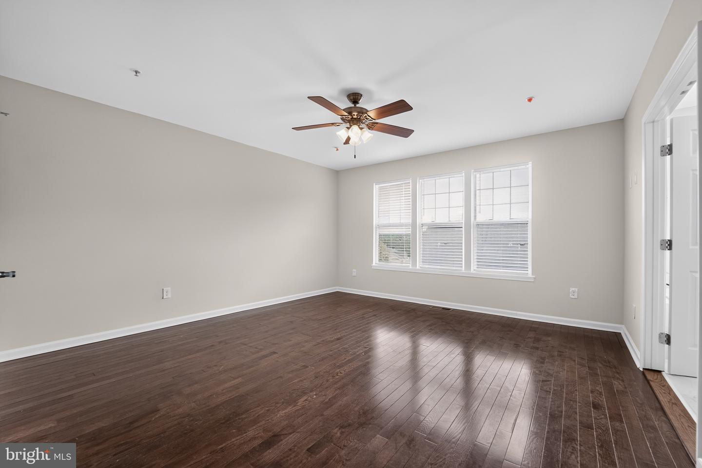 7827 Crystal Brook Way Property Photo 17