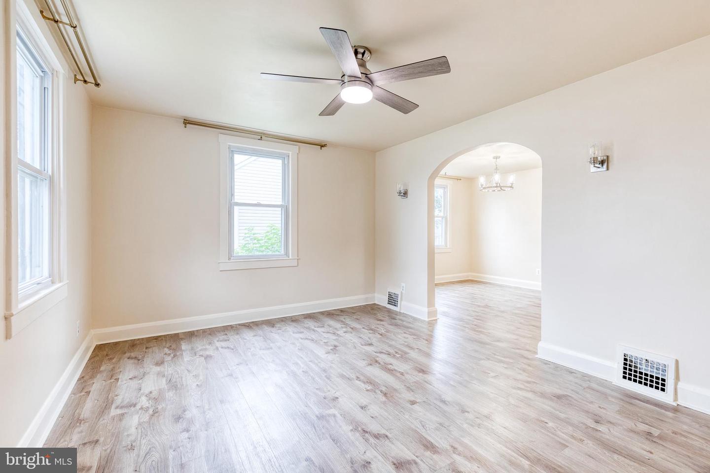 15 Georgia Ave Nw Property Photo 3