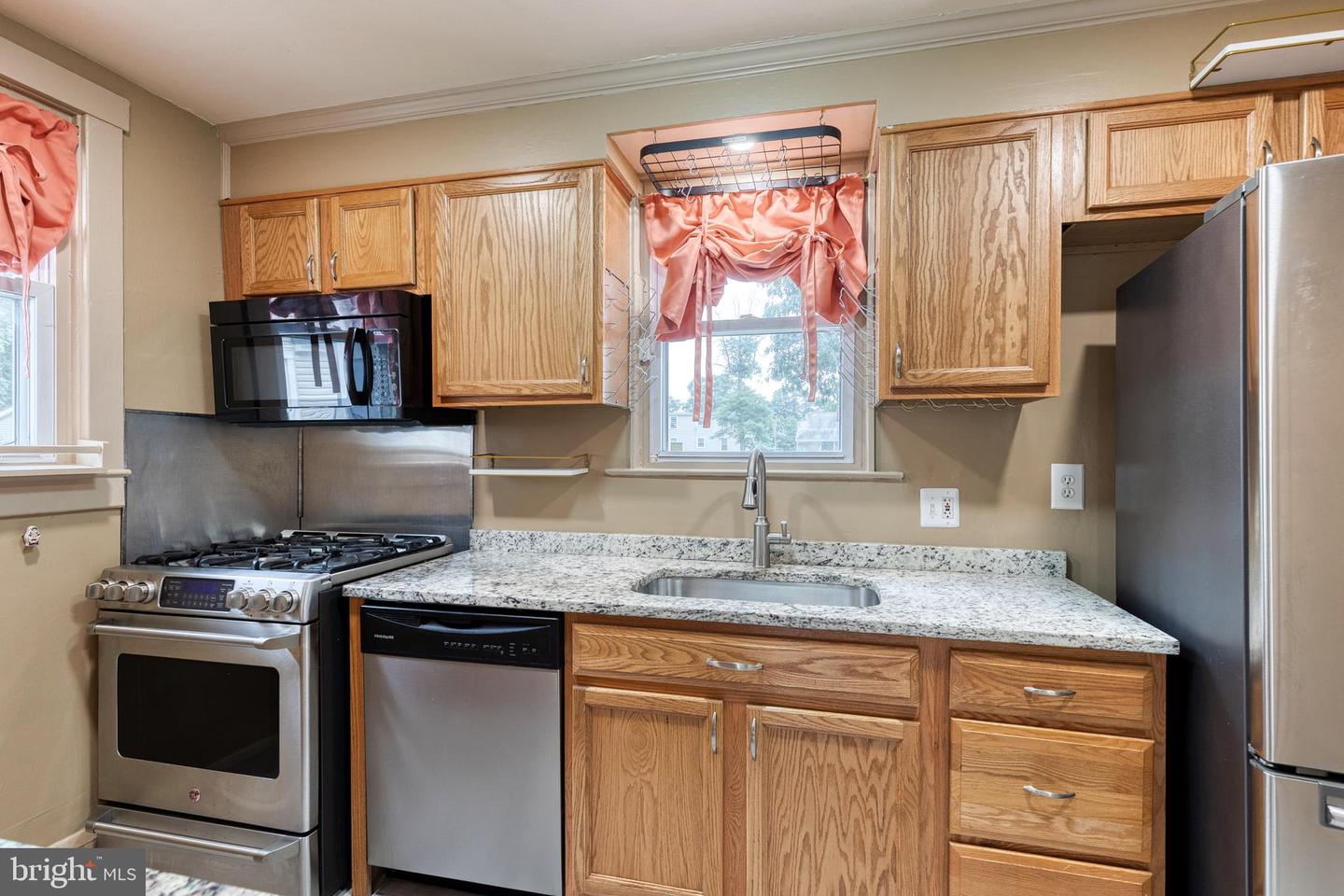 15 Georgia Ave Nw Property Photo 13
