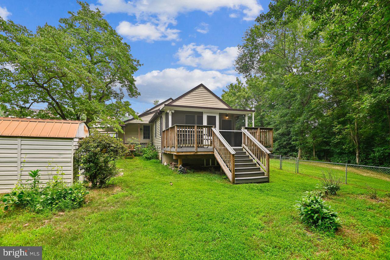 289 Brock Bridge Rd Property Photo 10