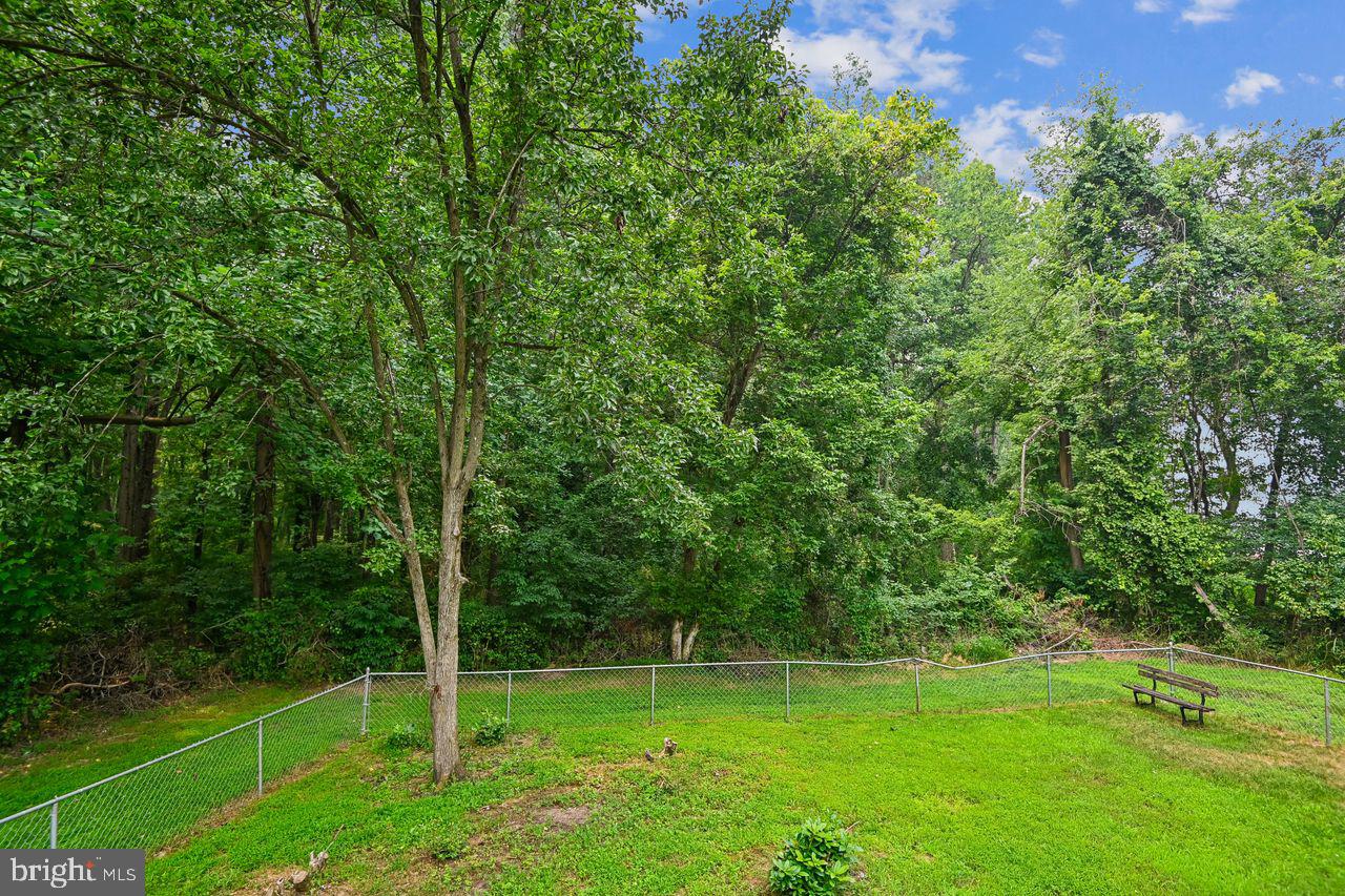 289 Brock Bridge Rd Property Photo 13