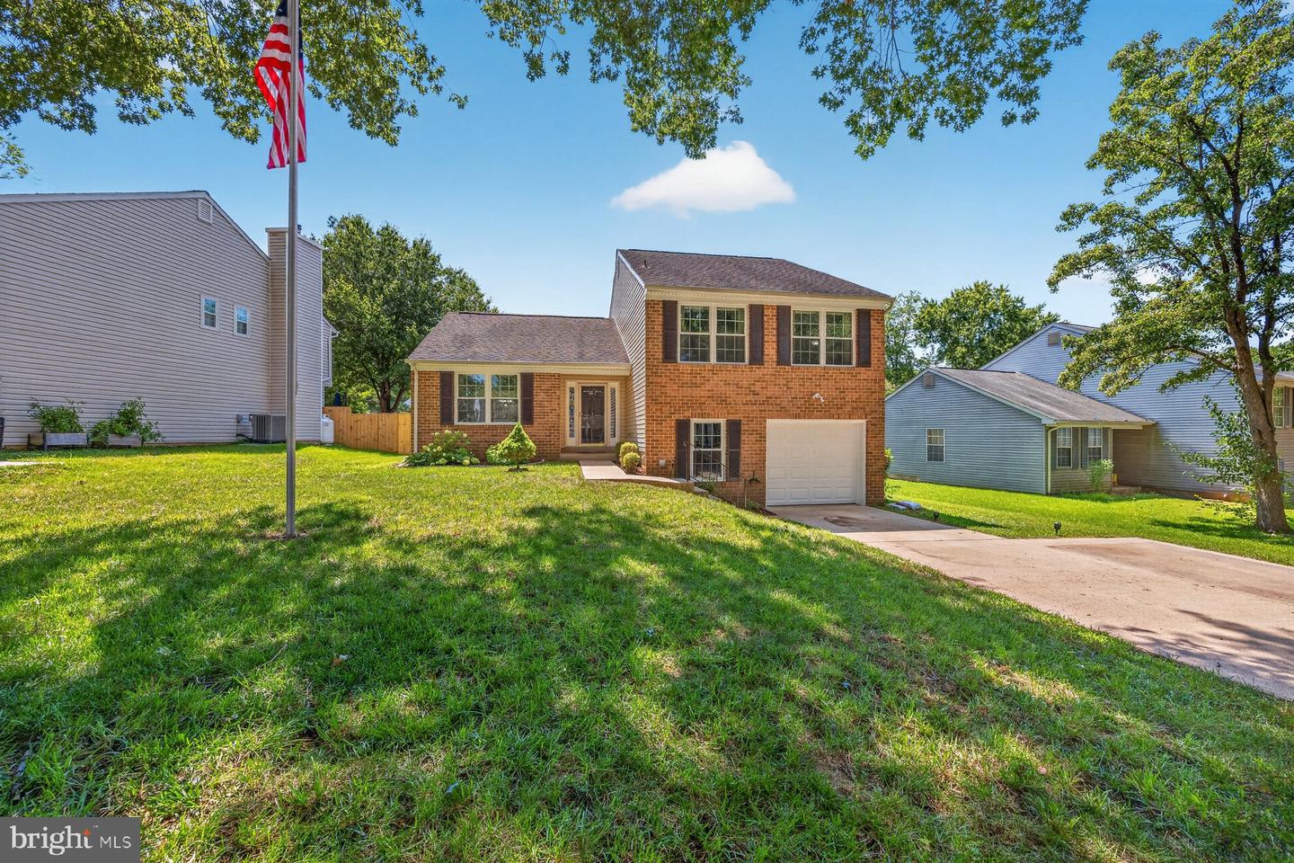 281 YALE CT