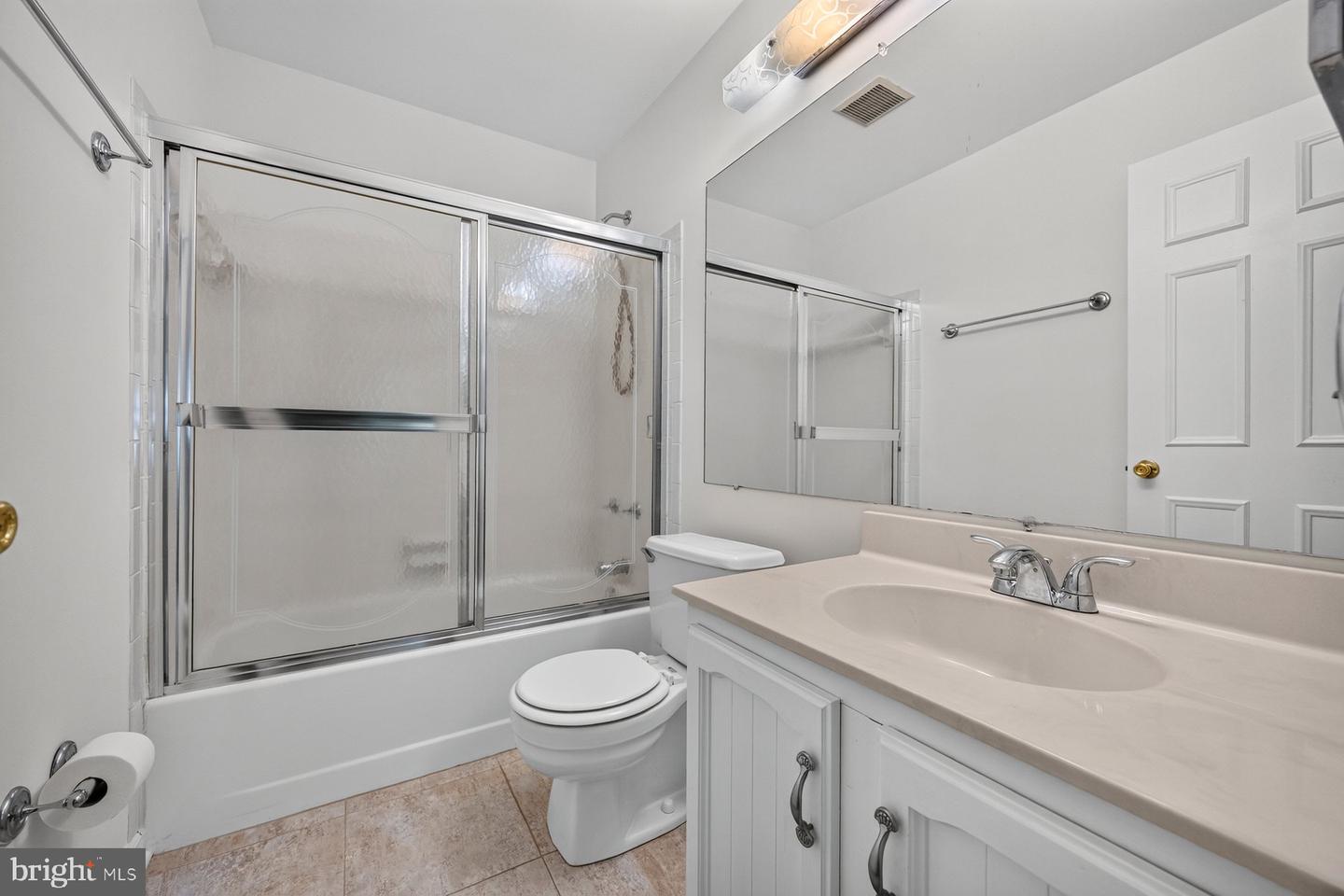 281 Yale Ct Property Photo 33