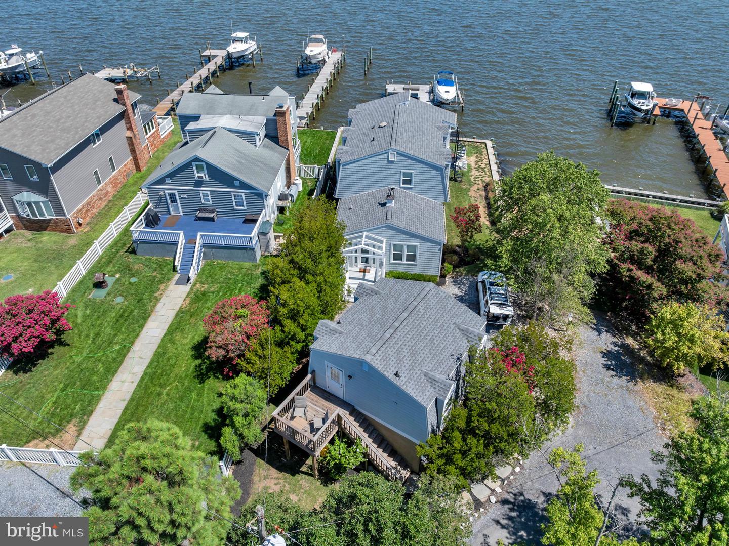 1069 SHORE ACRES RD Property Photo 1