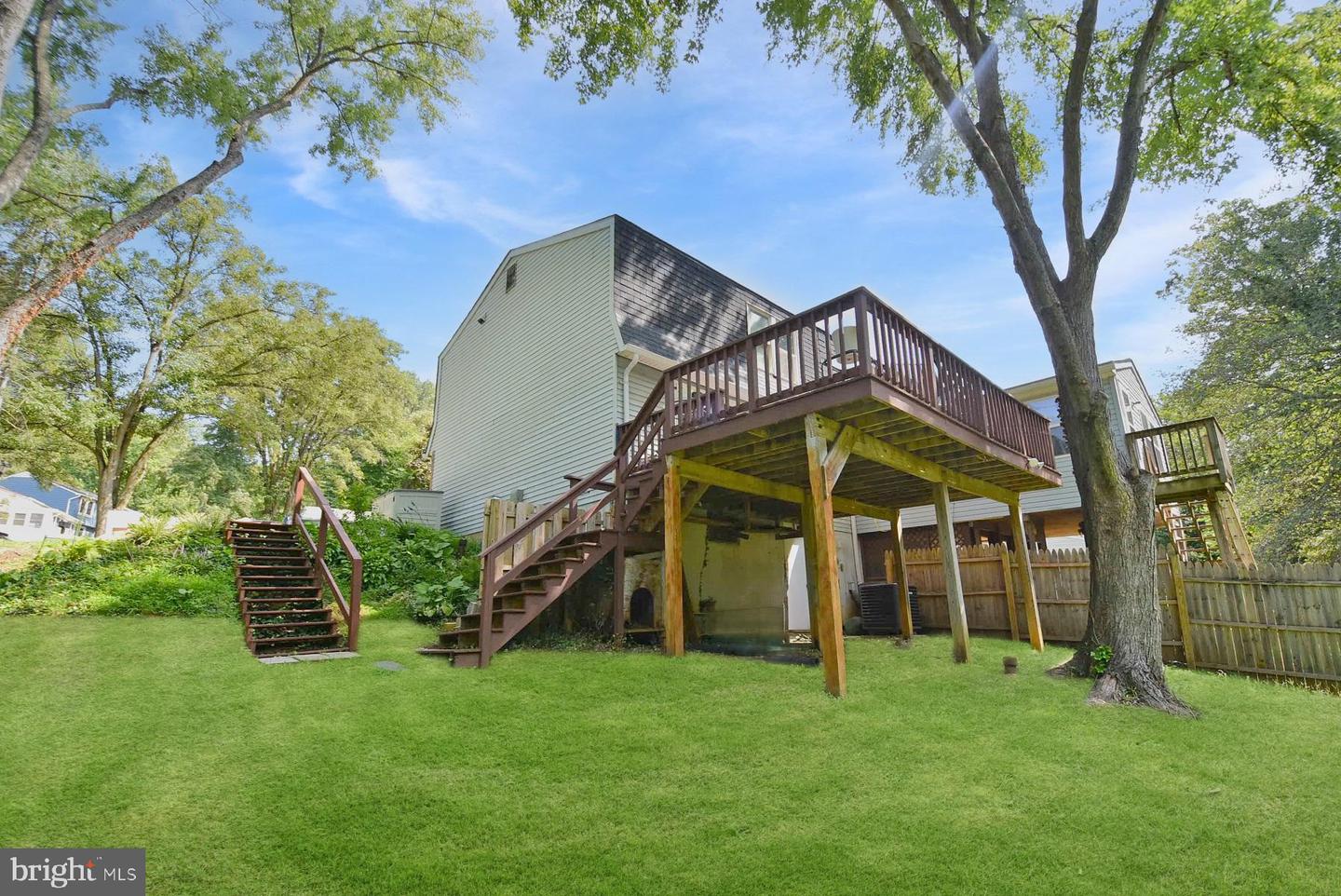 413 Blossom Tree Ct Property Photo 3
