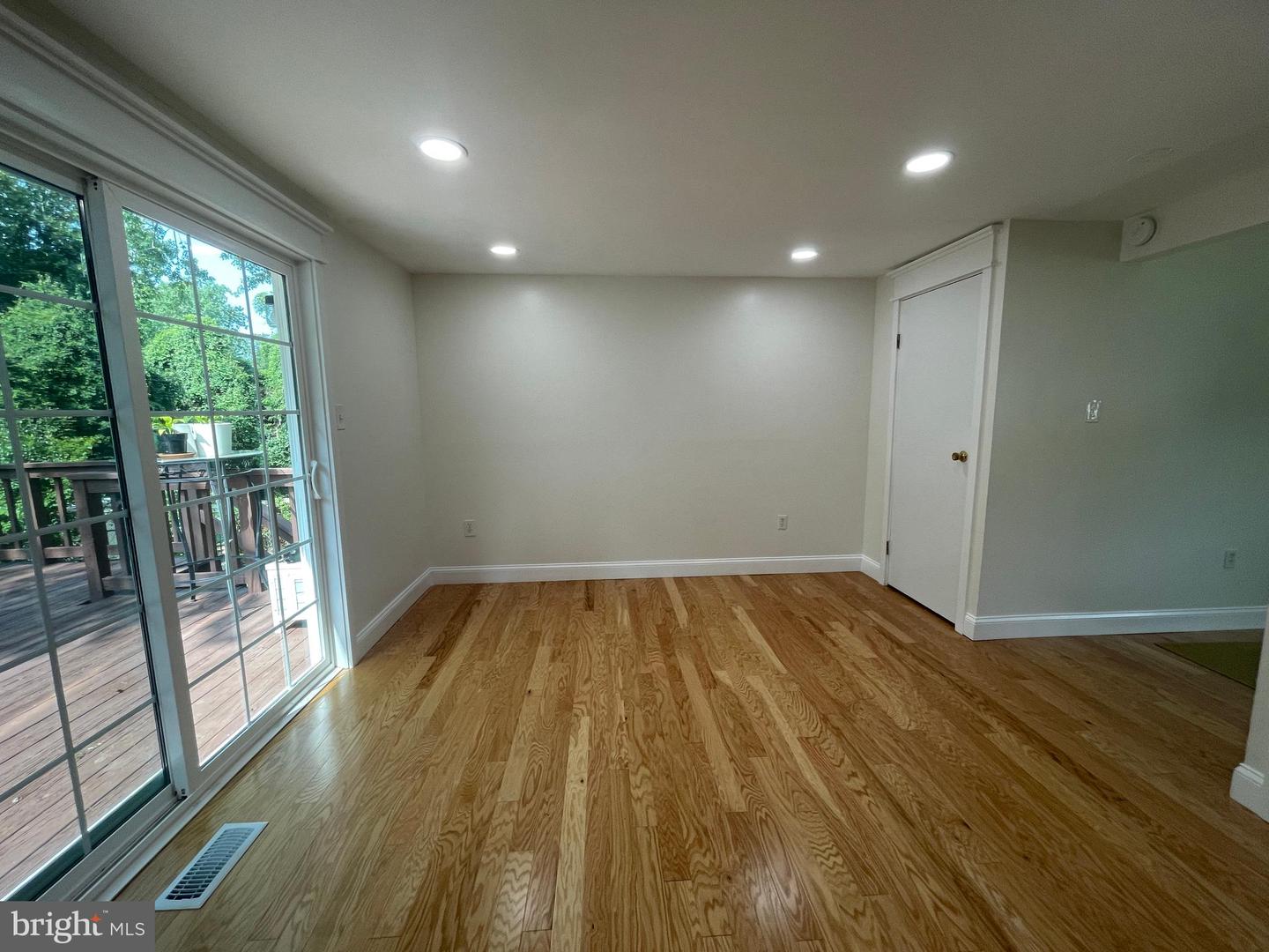 413 Blossom Tree Ct Property Photo 14