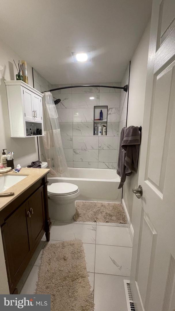 413 Blossom Tree Ct Property Photo 22