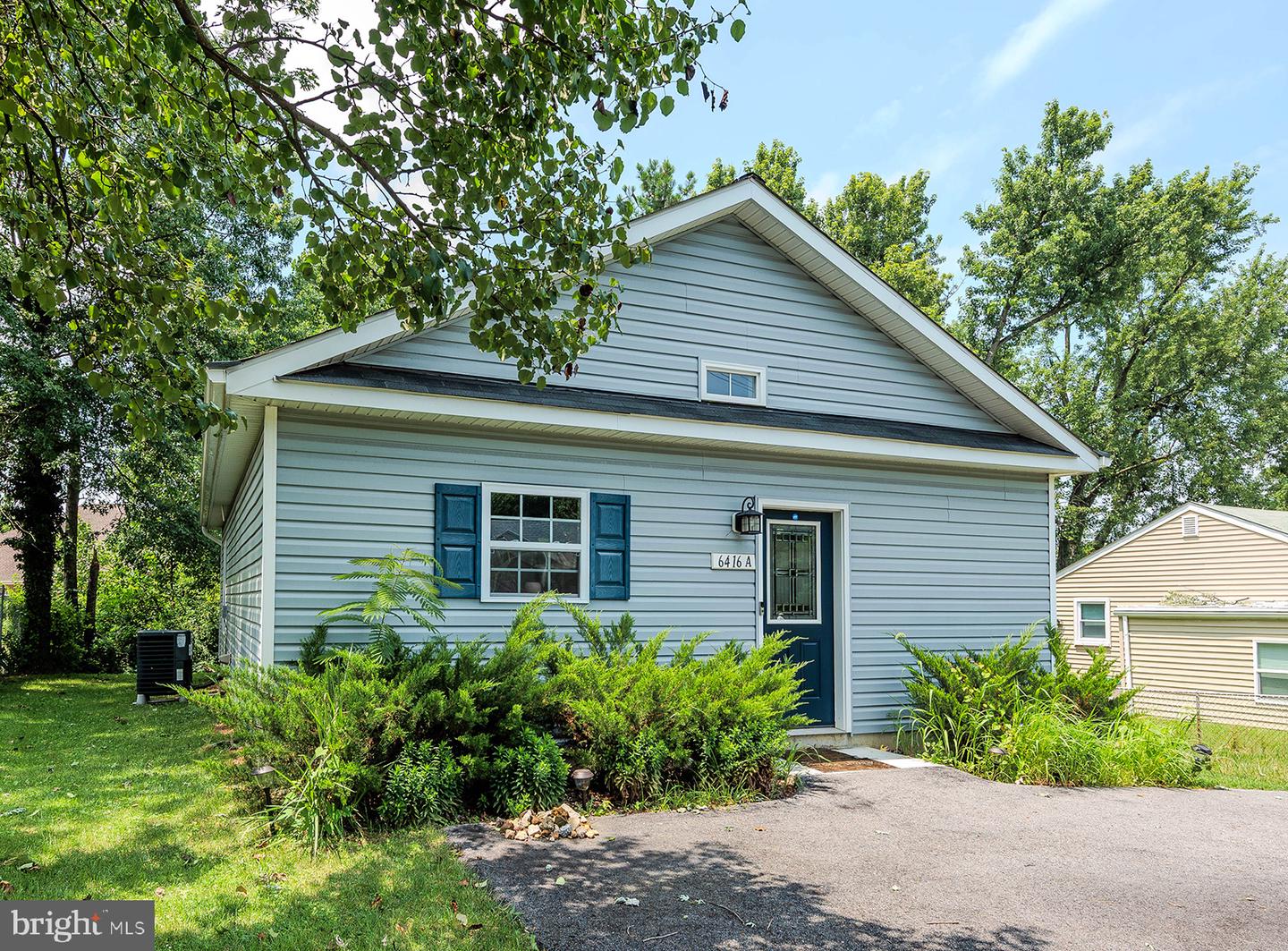 6416-a Oak St Property Photo 1