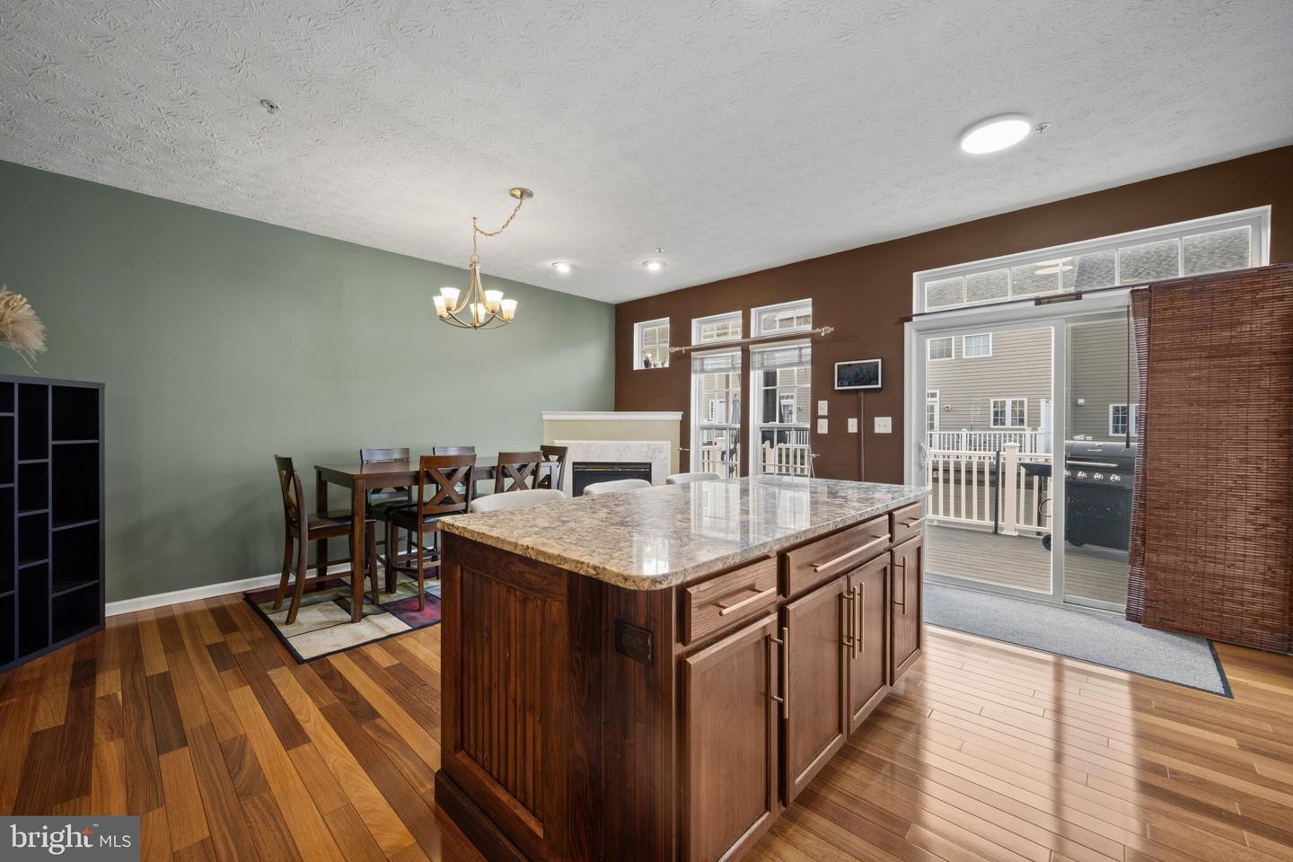 1511 Martock Ln Property Photo 11