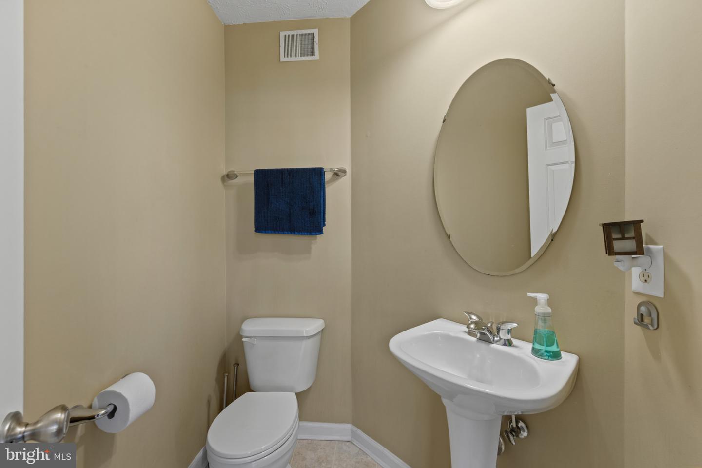 1511 Martock Ln Property Photo 17