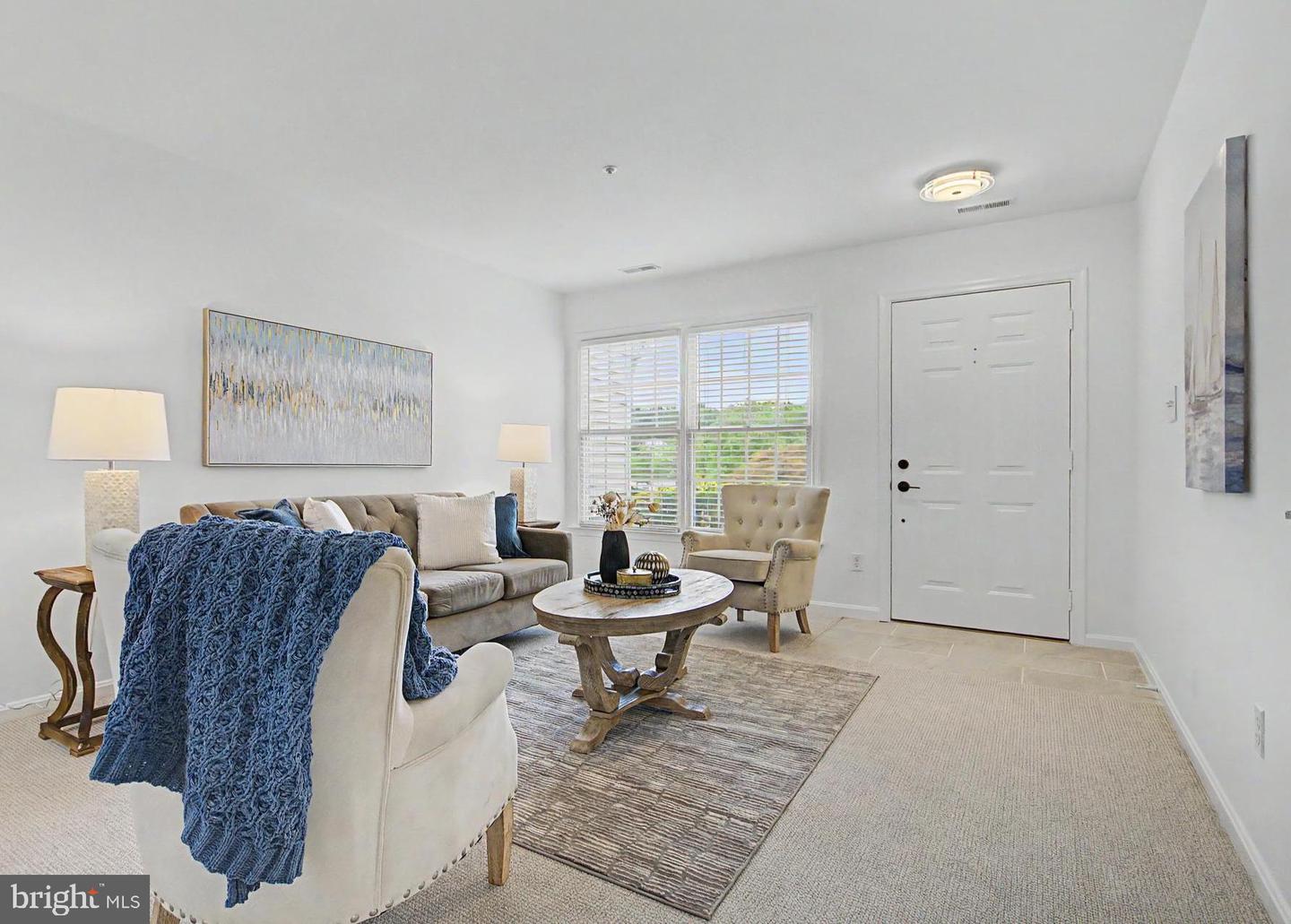 2729 Yeomans Lantern Ct Property Photo 7