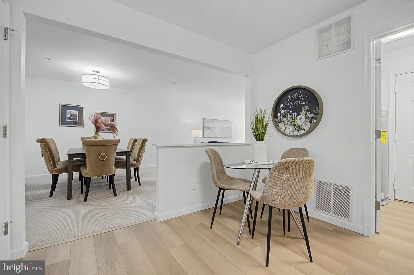 2729 Yeomans Lantern Ct Property Photo 13