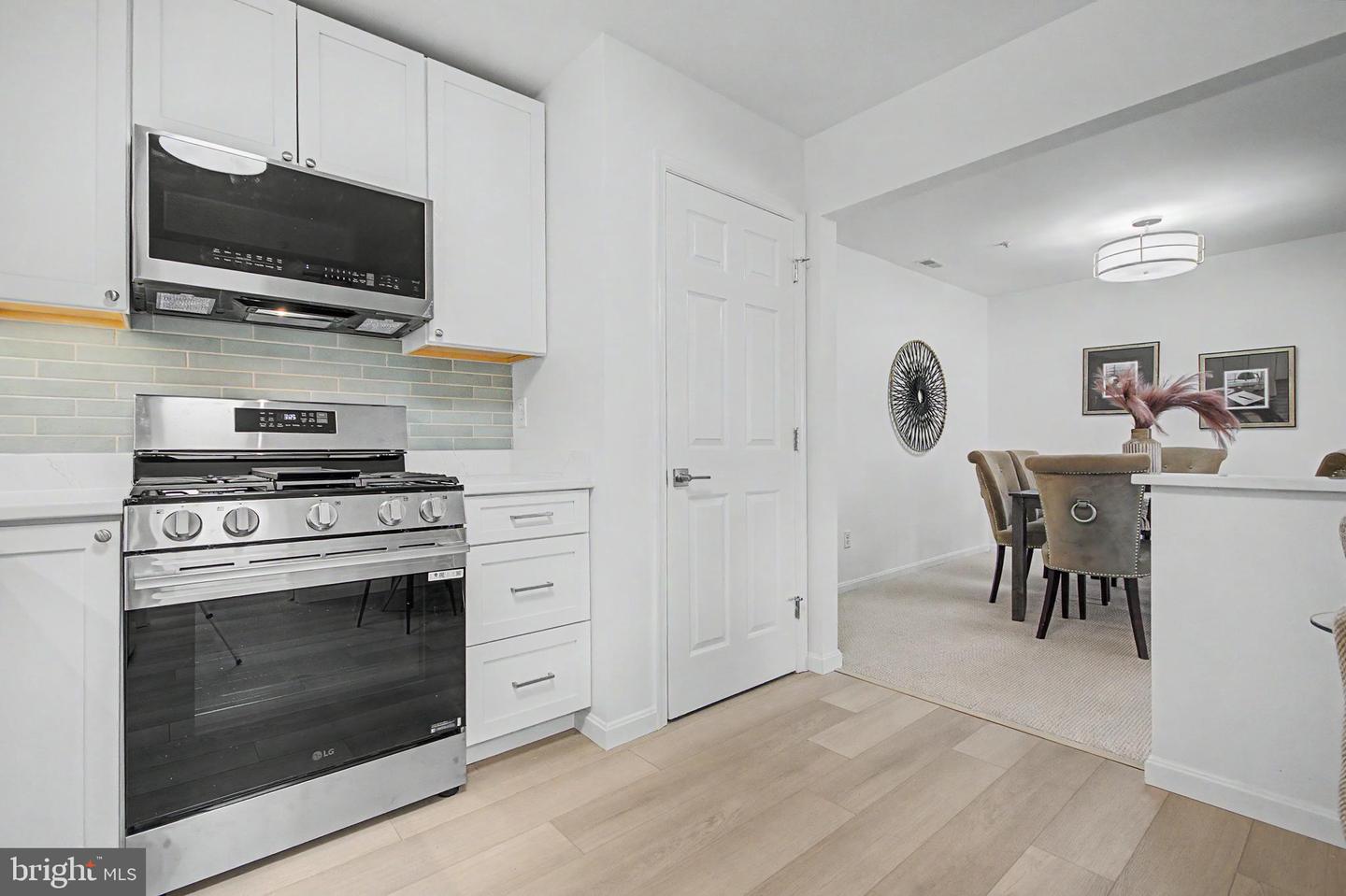 2729 Yeomans Lantern Ct Property Photo 14