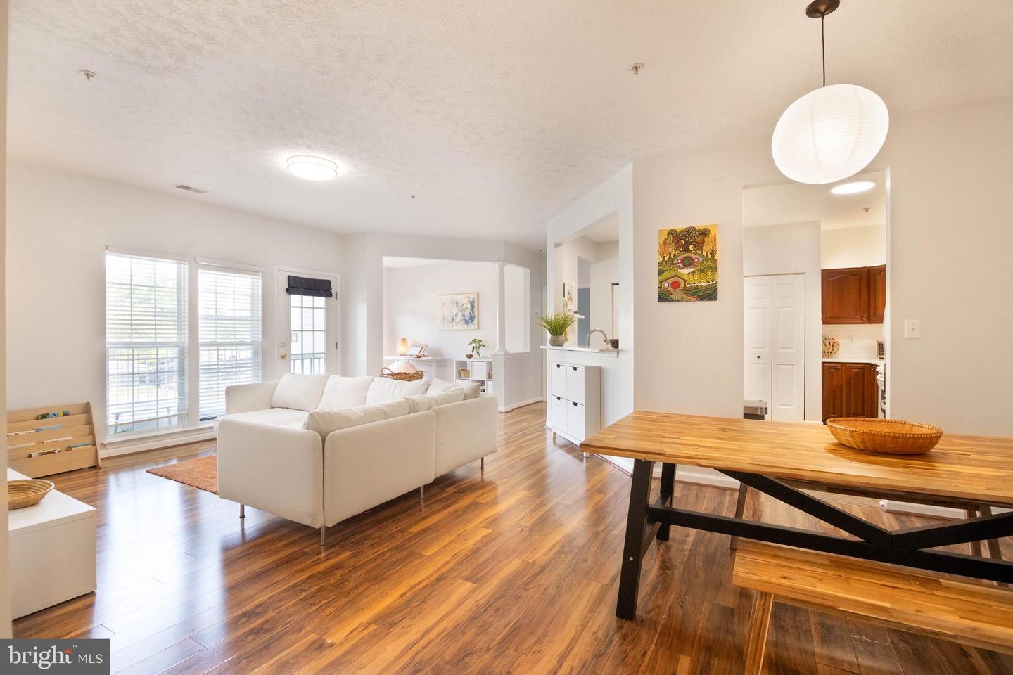 2400 Chestnut Terrace Ct #201 Property Photo 1