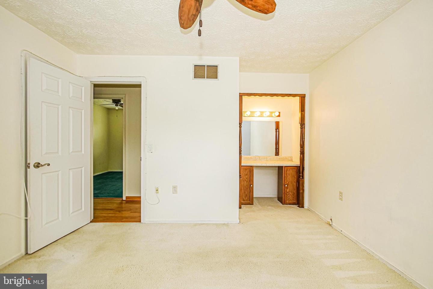 7882 Brighton Ct Property Photo 16
