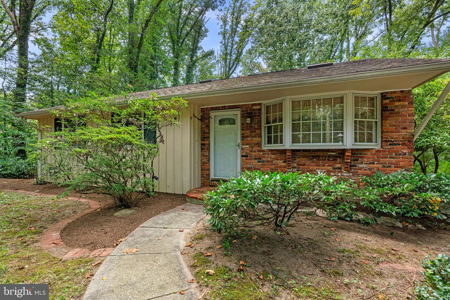 778 Windgate Dr Property Photo 2