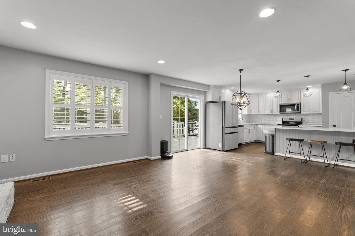 6425 Oak Park Property Photo 19