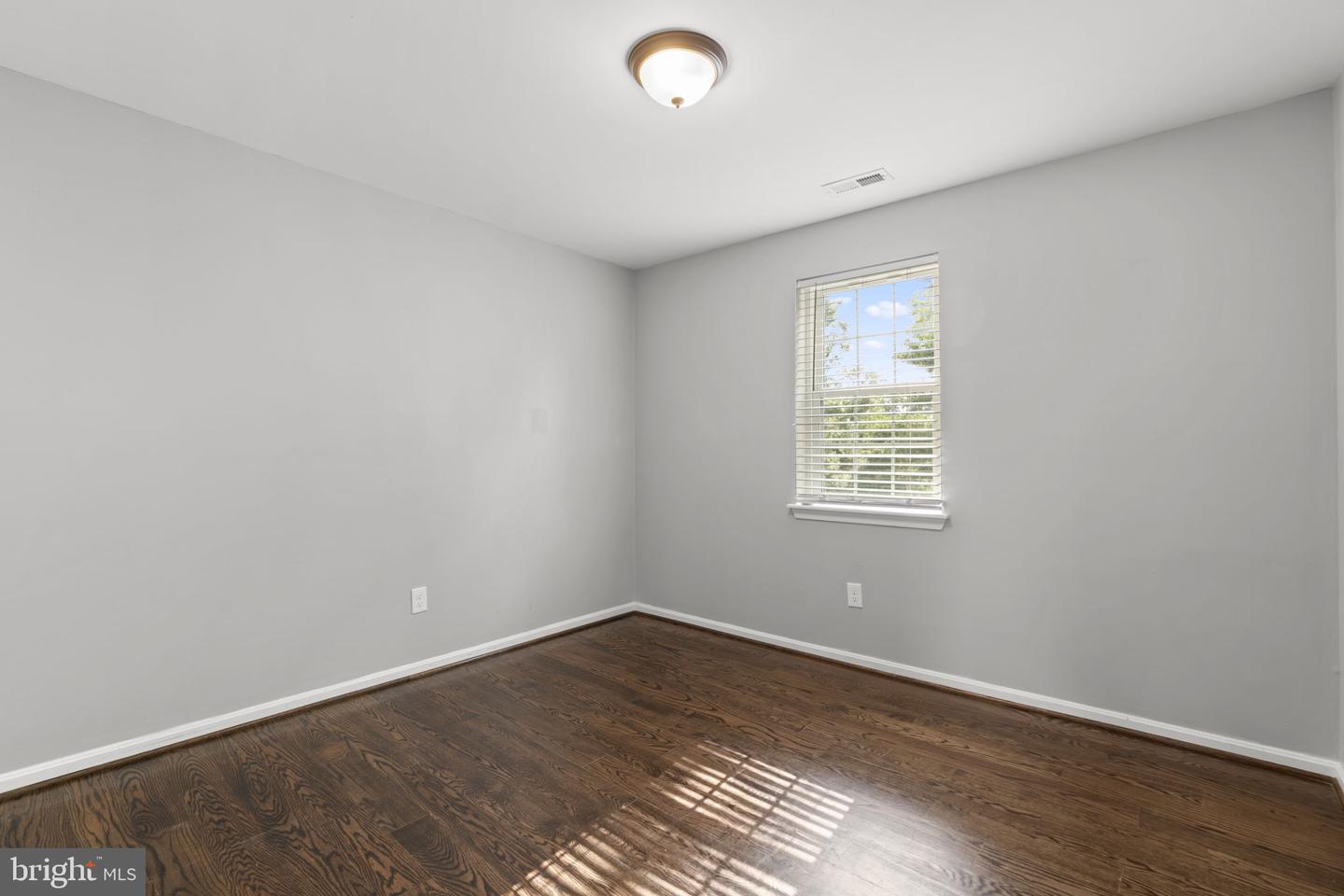 6425 Oak Park Property Photo 32