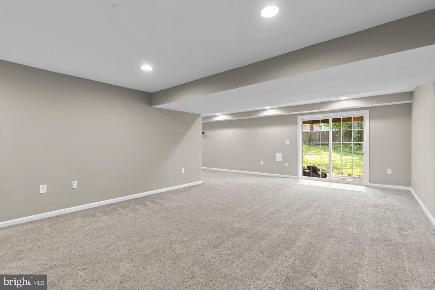 6425 Oak Park Property Photo 38