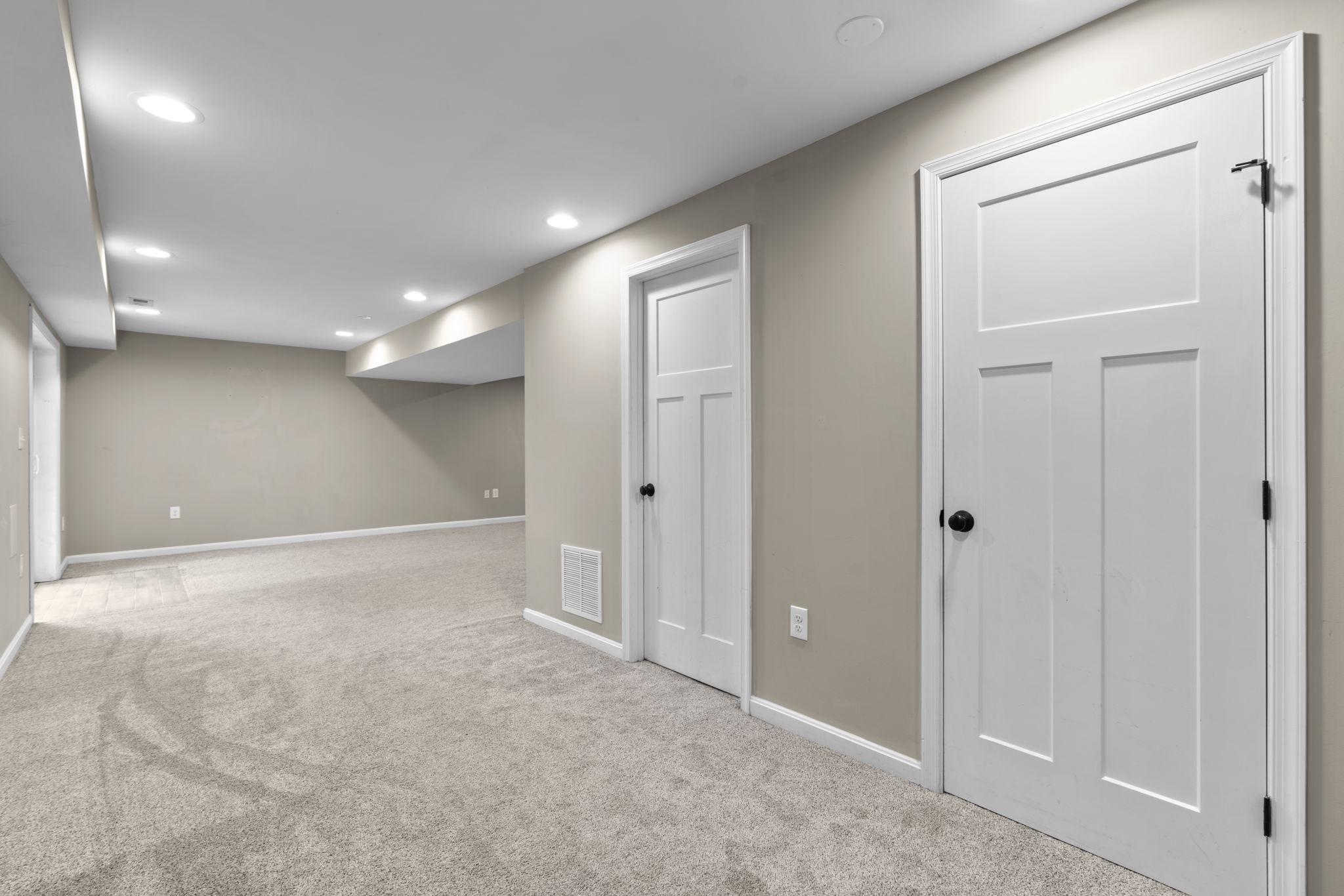 6425 Oak Park Property Photo 43