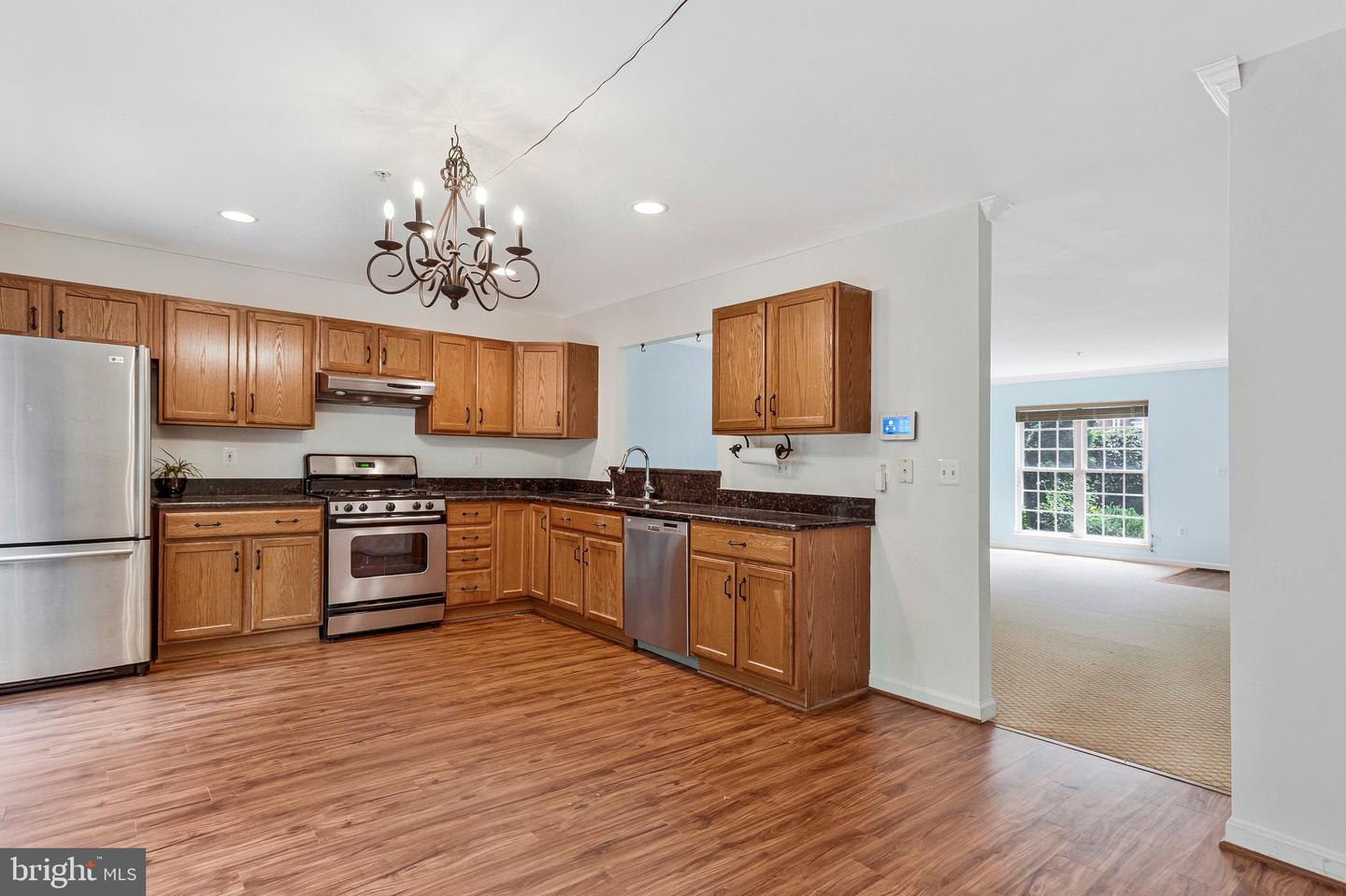 616 Bellerive Ct #85 Property Photo 5