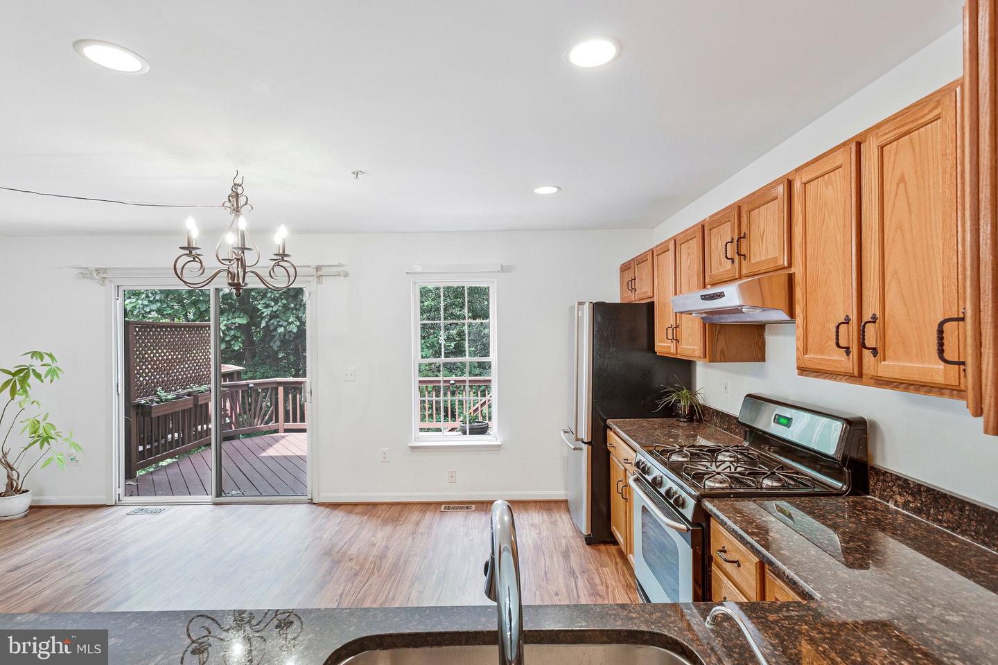 616 Bellerive Ct #85 Property Photo 6