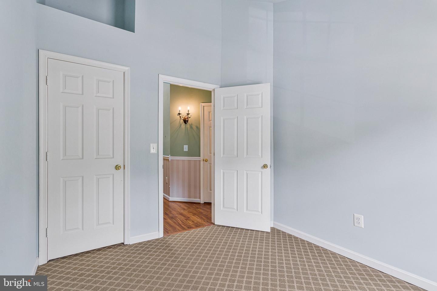 616 Bellerive Ct #85 Property Photo 19