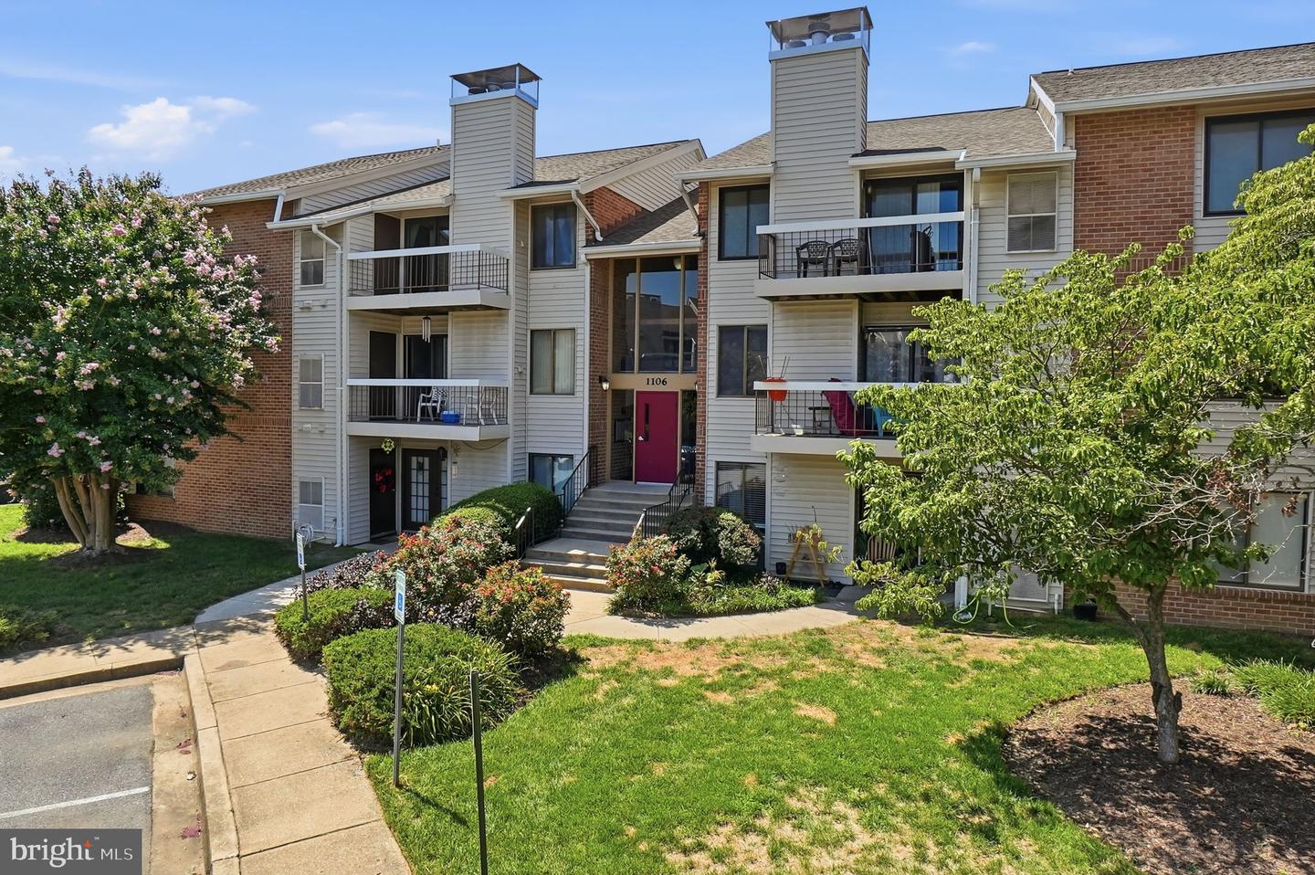 1106 CASTLE HARBOUR WAY #3A