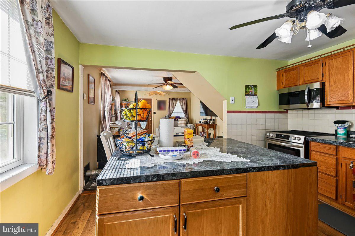 807 205th St Property Photo 10