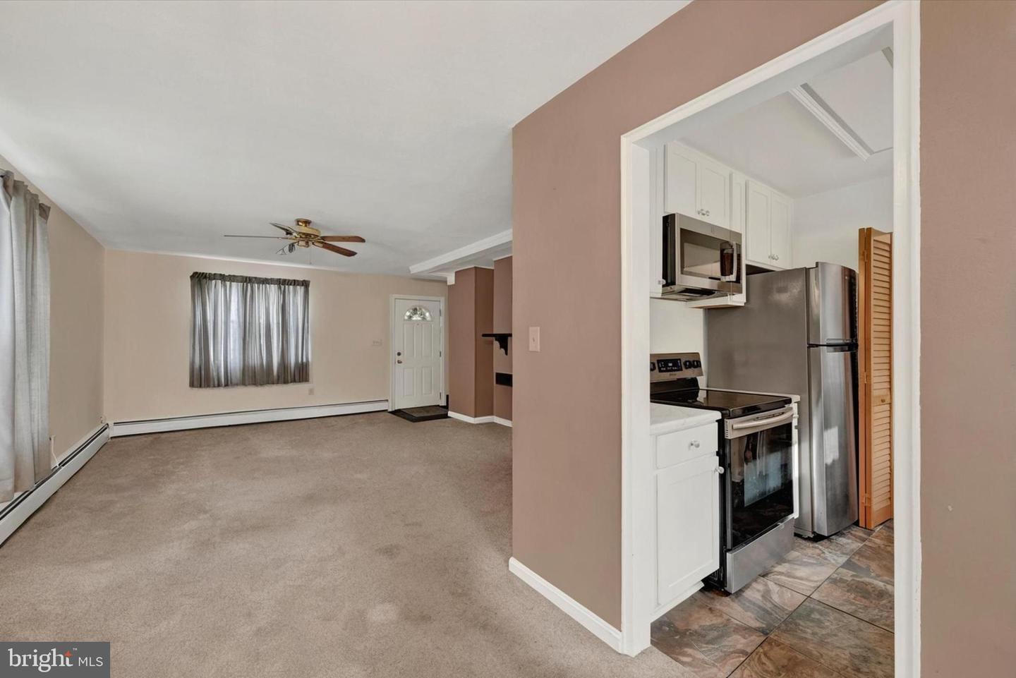 1607 Kimber Rd Property Photo 7