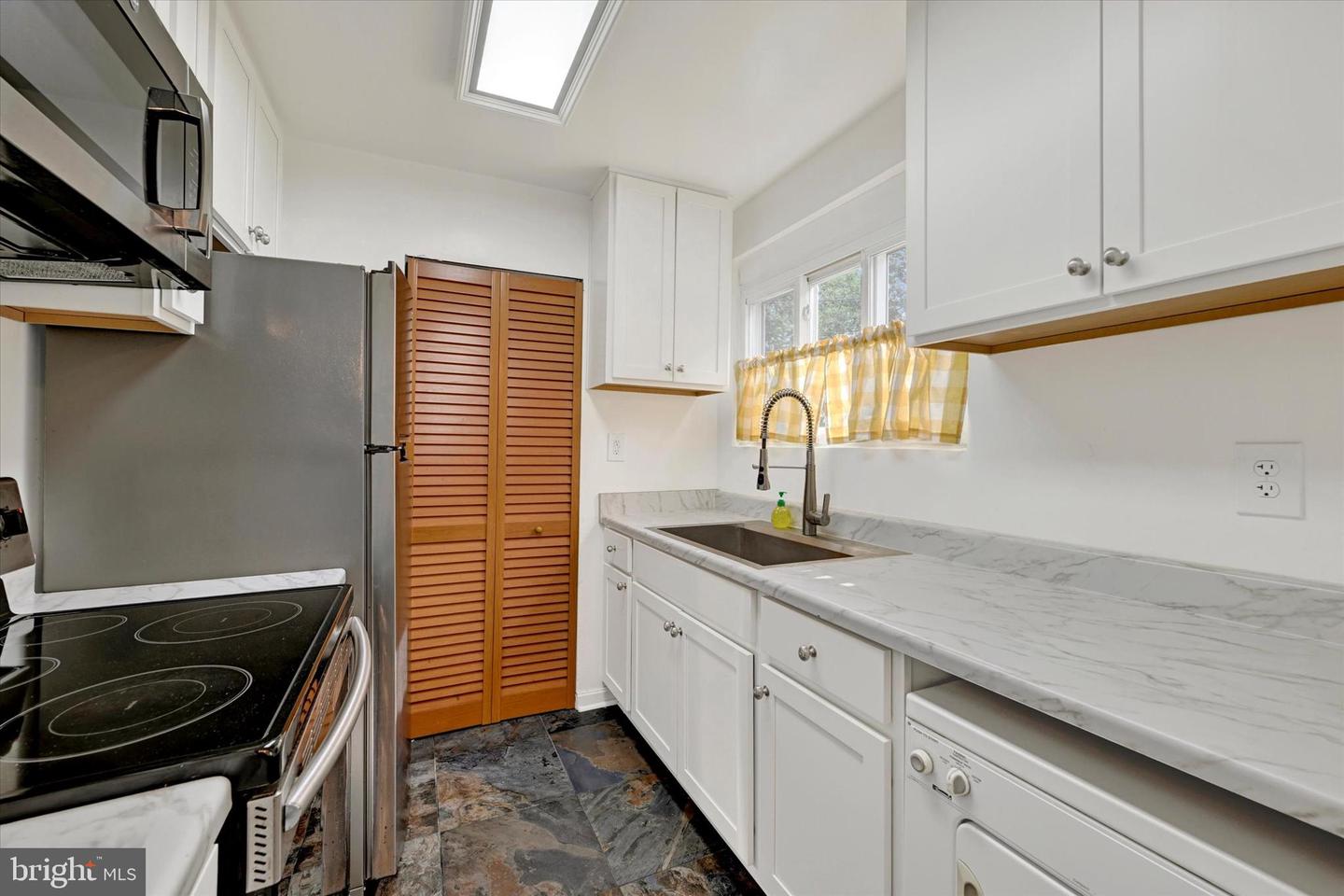 1607 Kimber Rd Property Photo 12