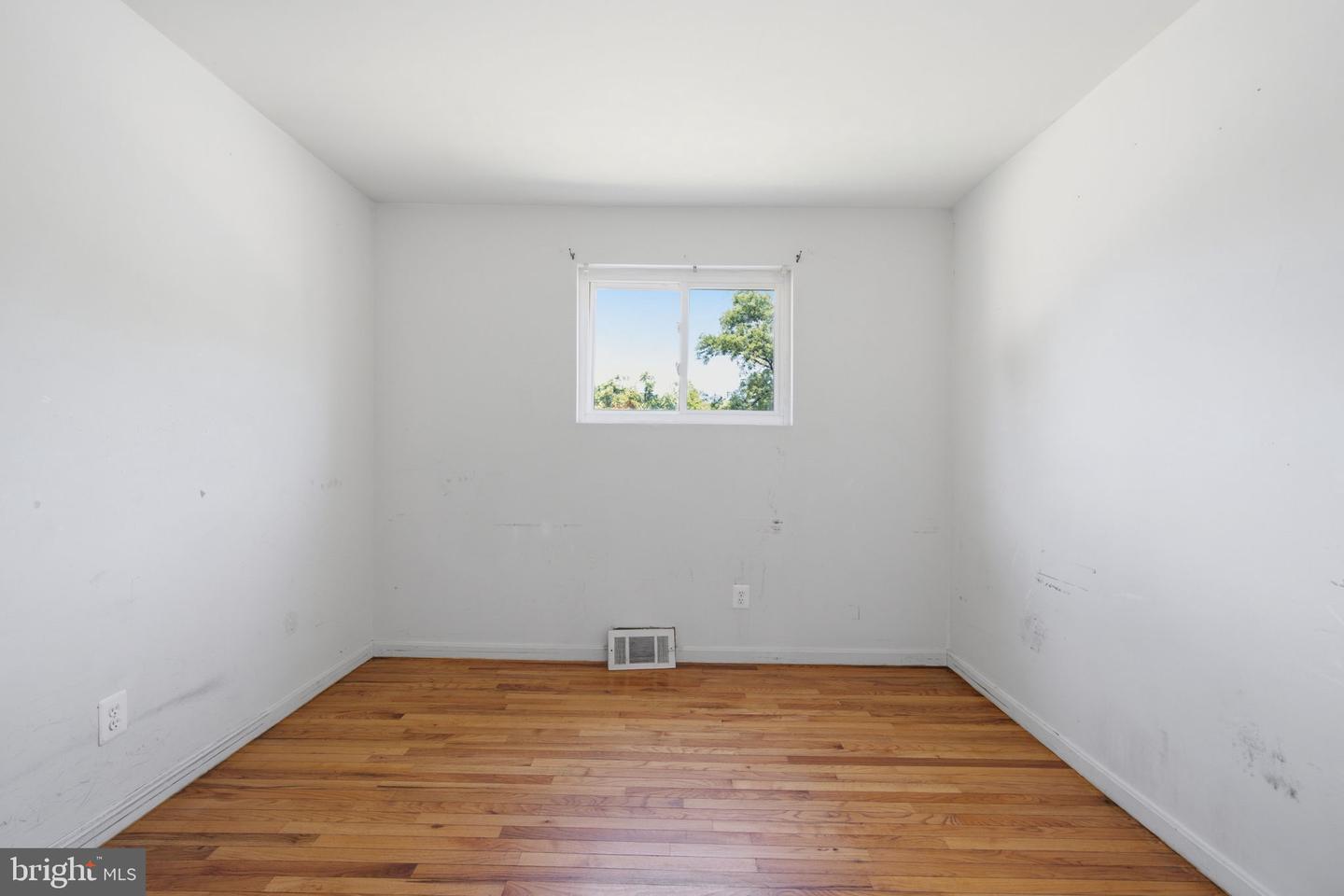 7935 Pipers Path Property Photo 17