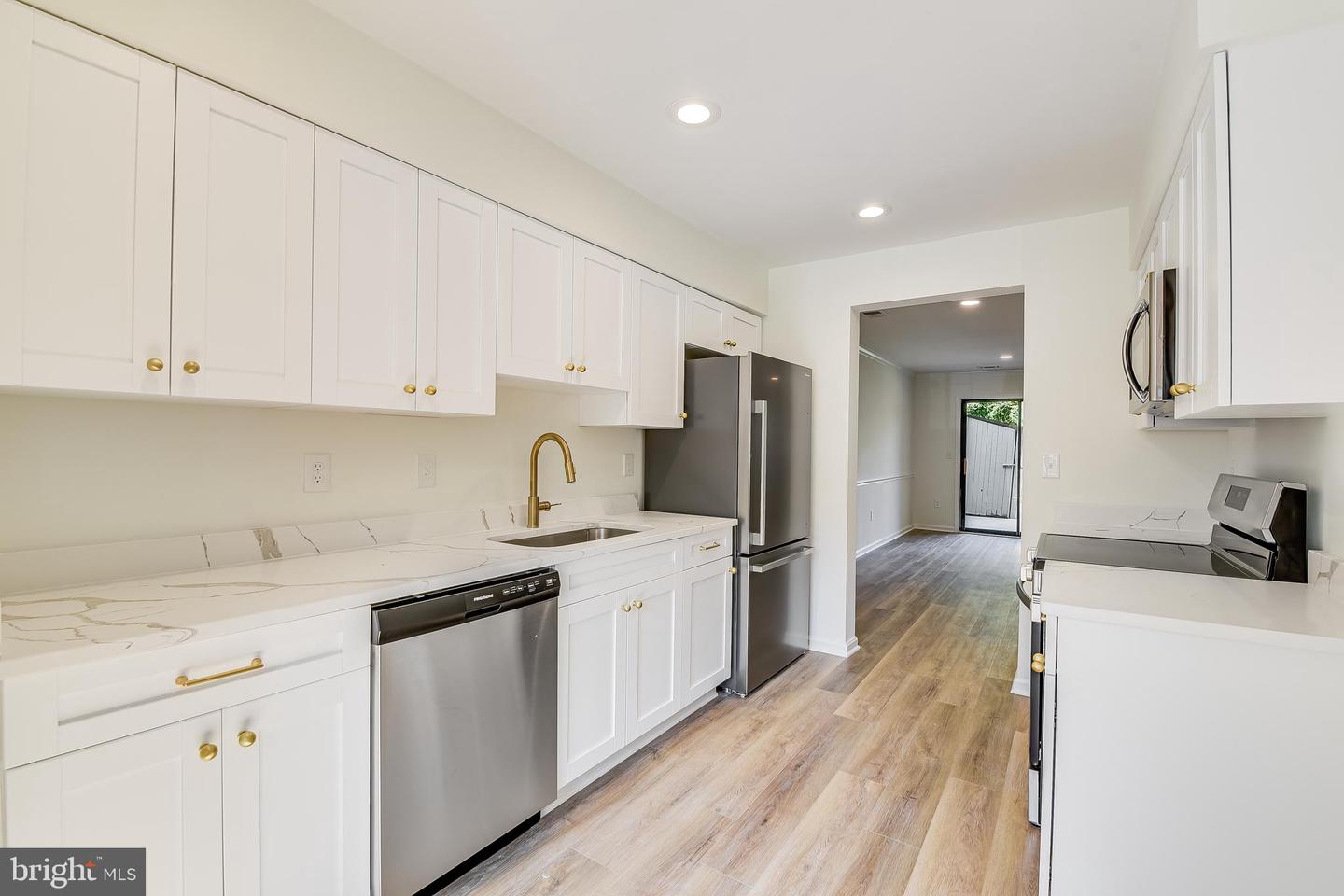 6 Belvedere Ct Property Photo 6