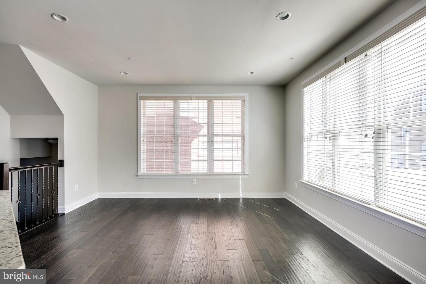 2542 Cherry Tree Rd Property Photo 6