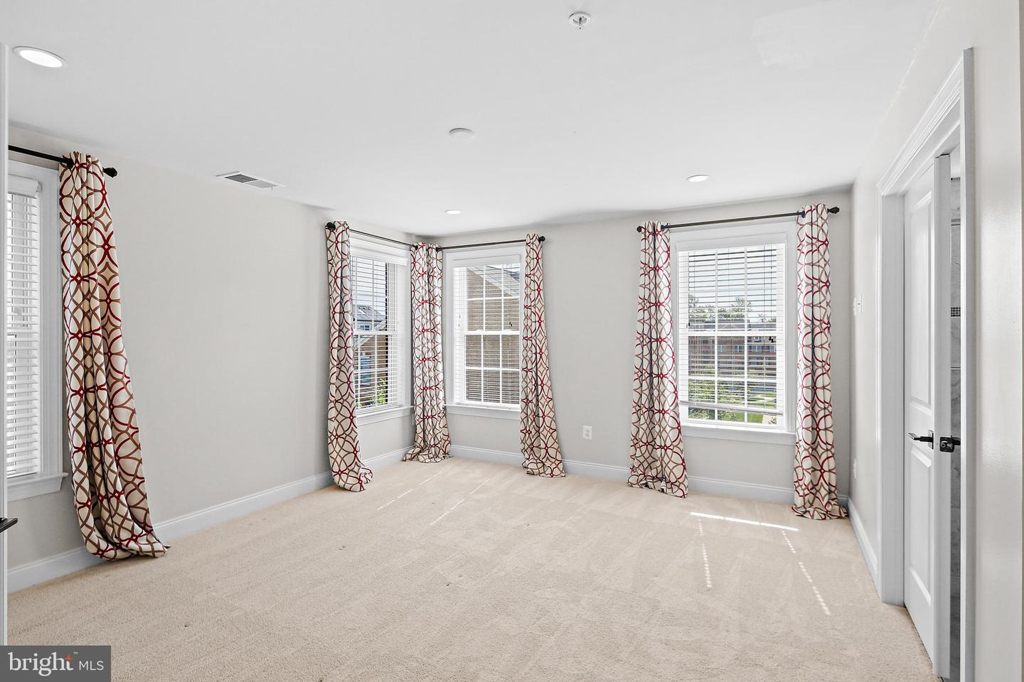 2542 Cherry Tree Rd Property Photo 18
