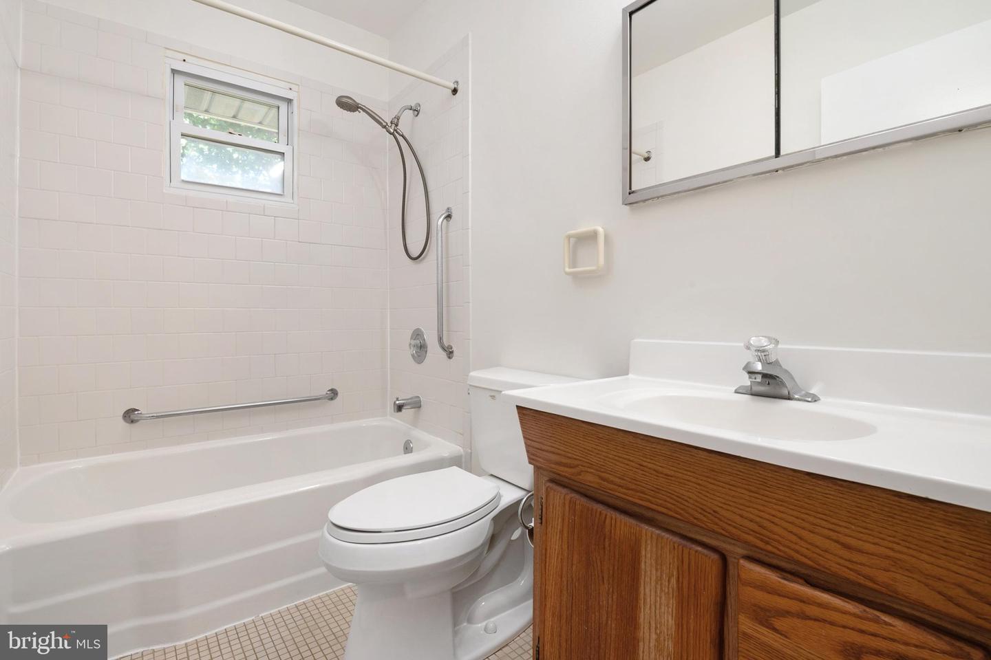 3 Sheridan Rd Property Photo 57