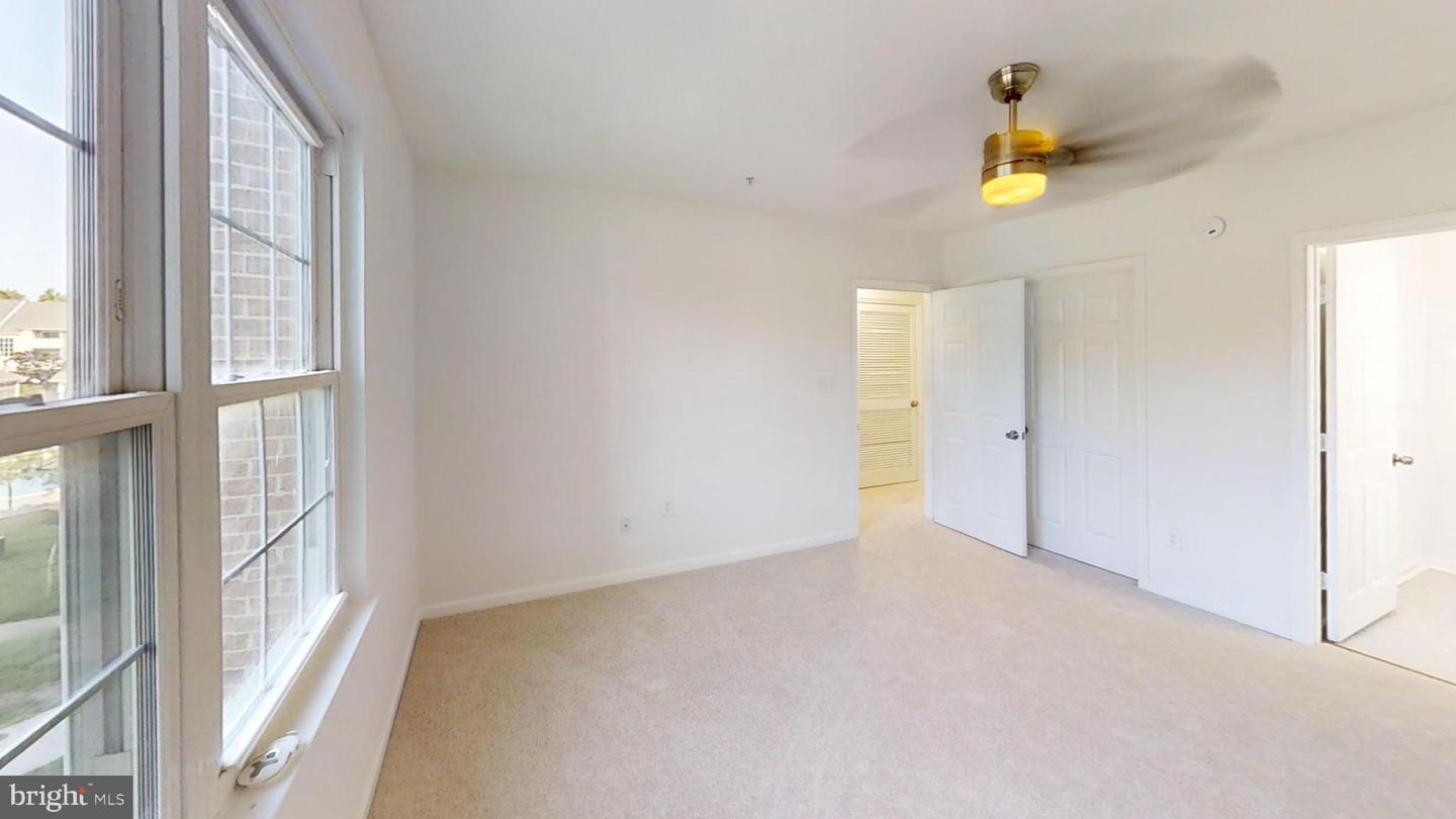 302-c Gatehouse Ln #302c Property Photo 19