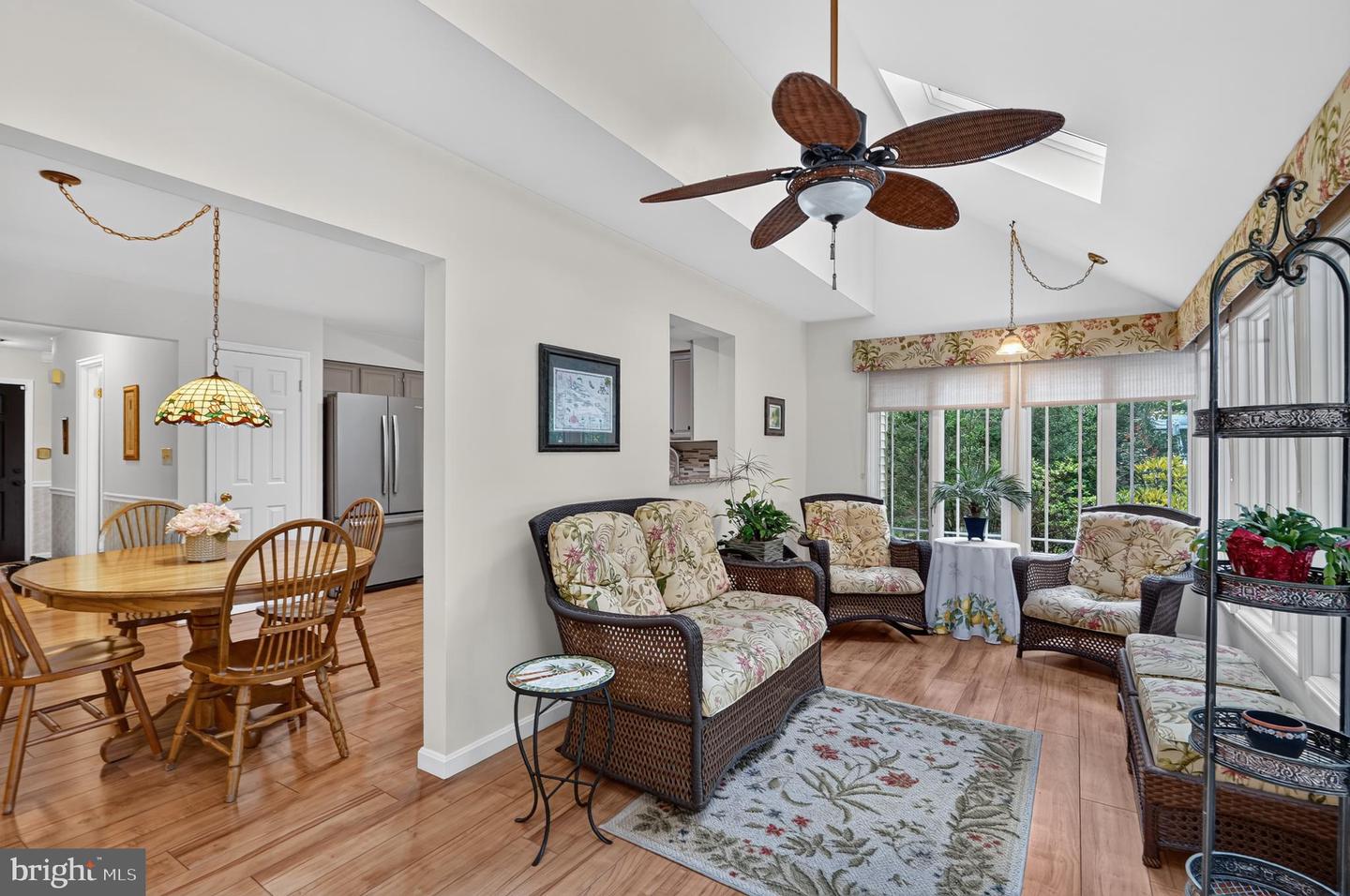 110 Amesbury Ct Property Photo 6
