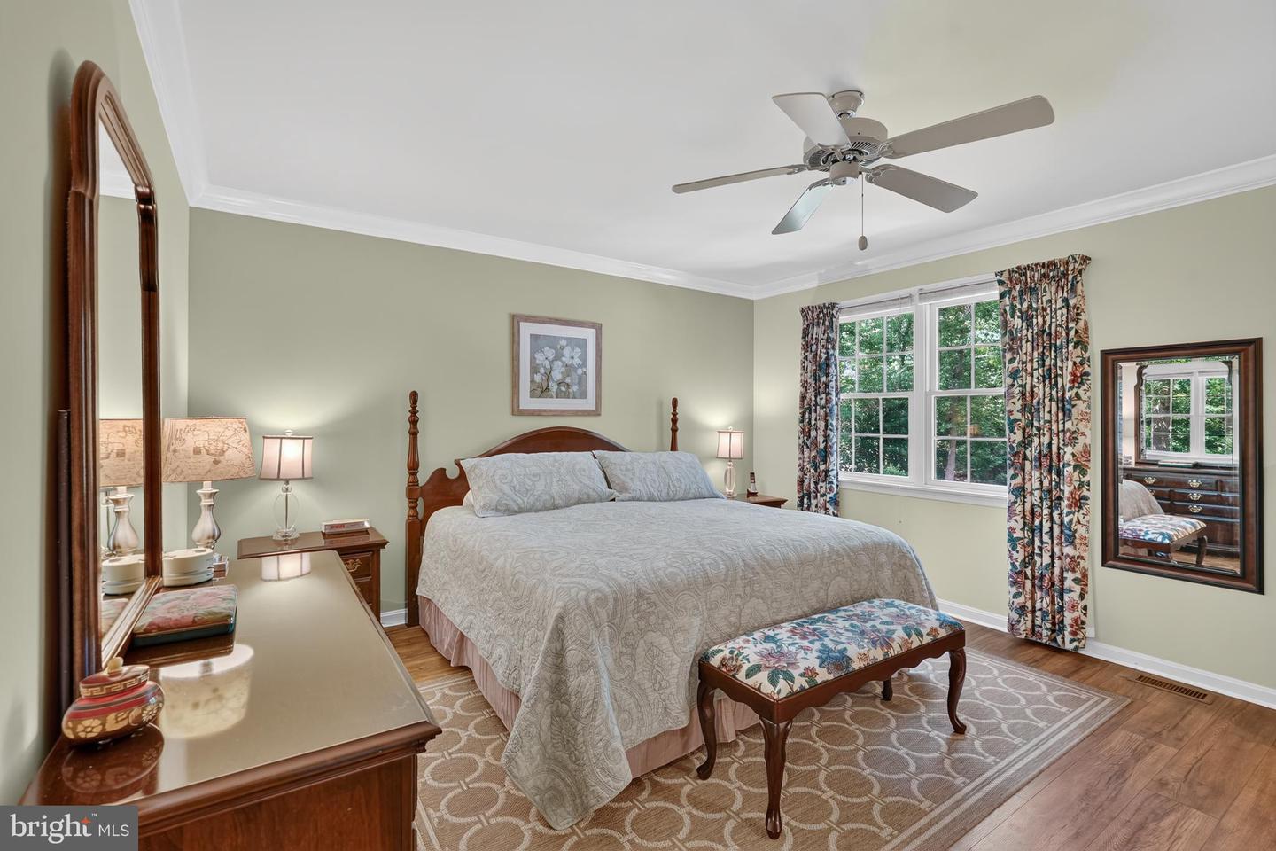 110 Amesbury Ct Property Photo 13