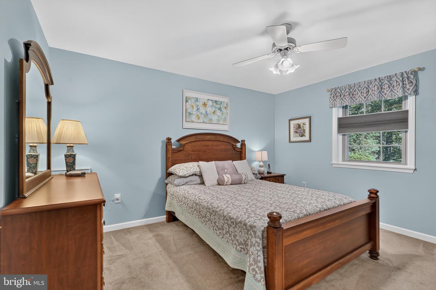 110 Amesbury Ct Property Photo 17