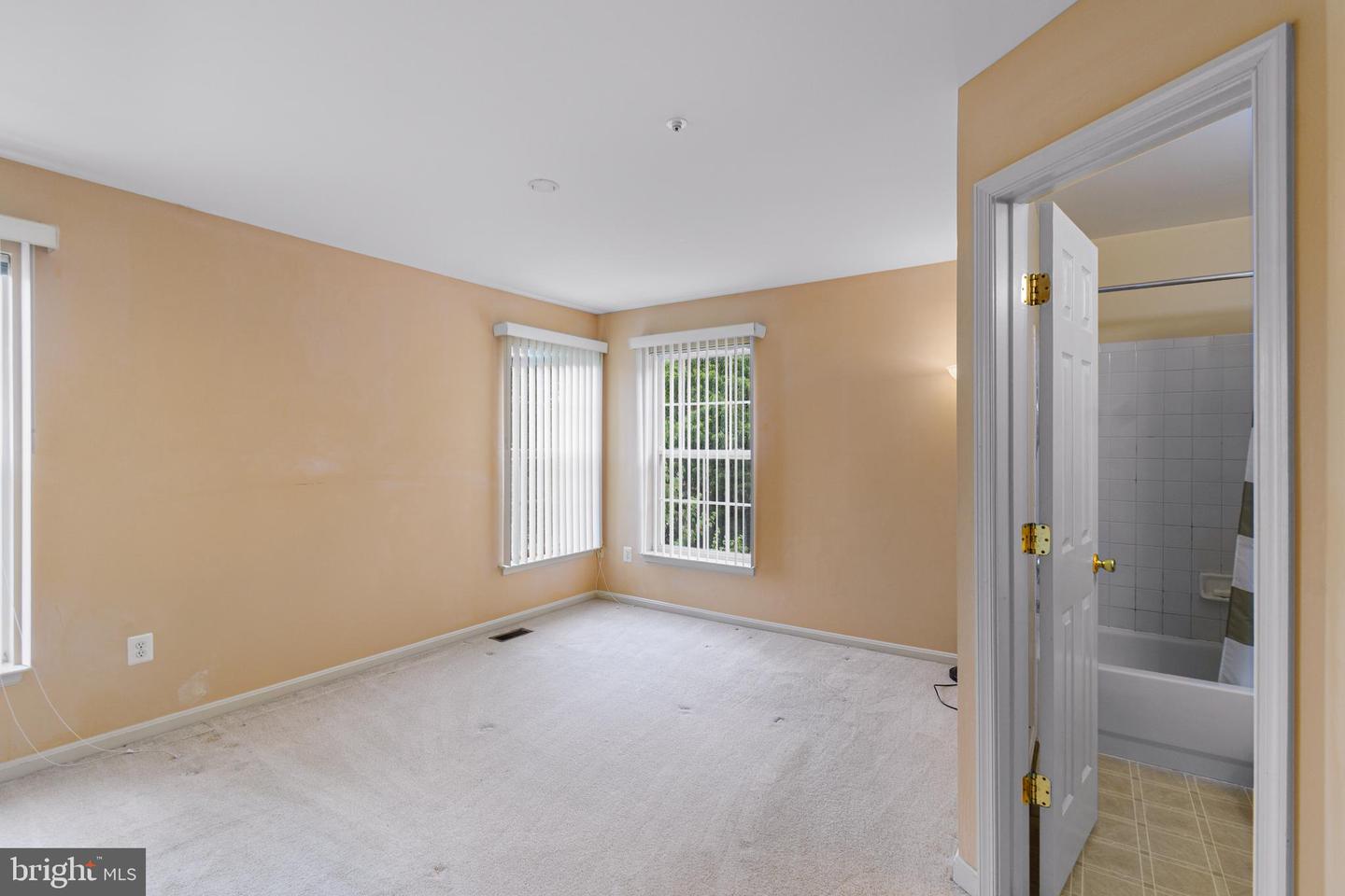1703 Fallowfield Ct Property Photo 17
