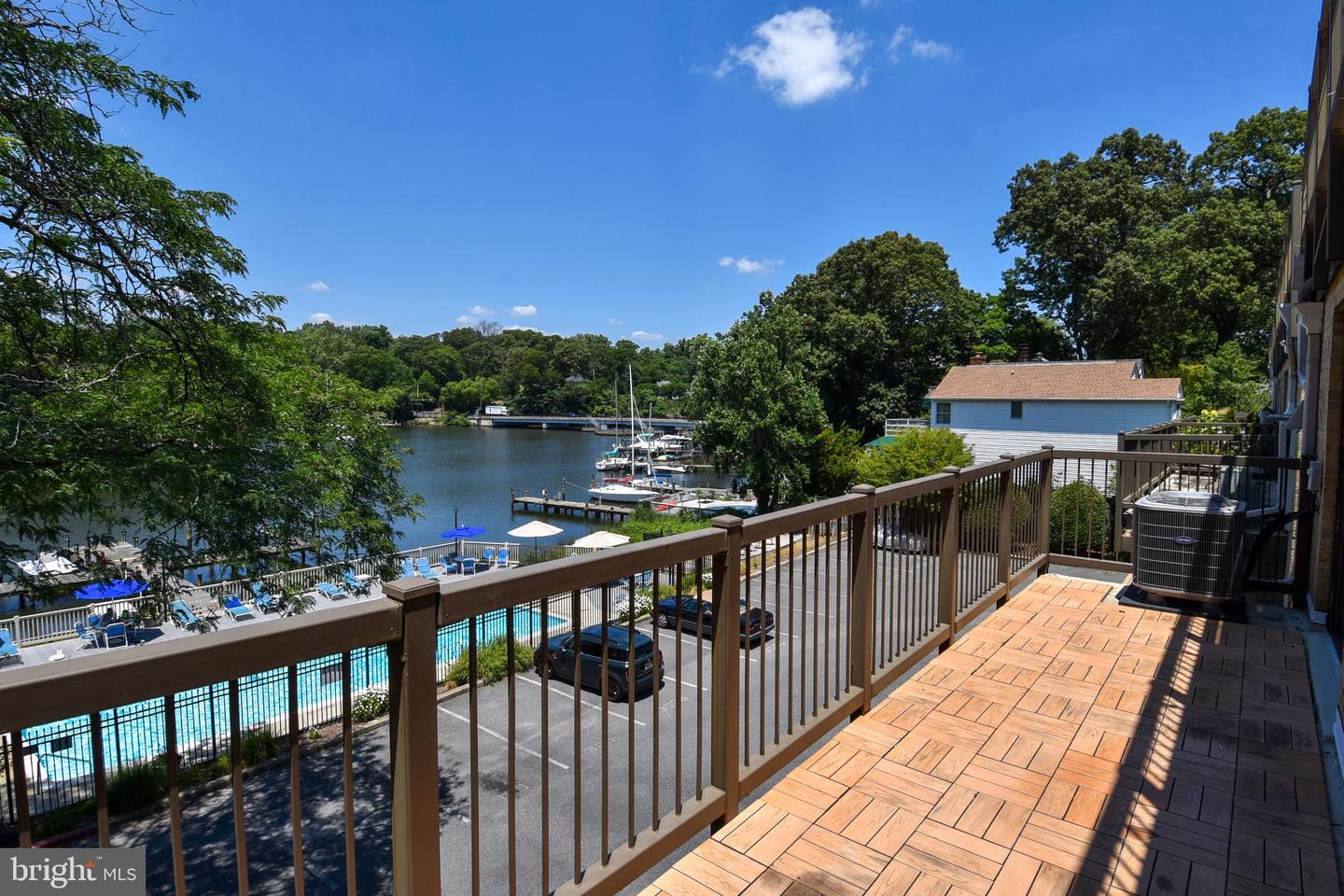308 Forbes St #i Property Photo 1