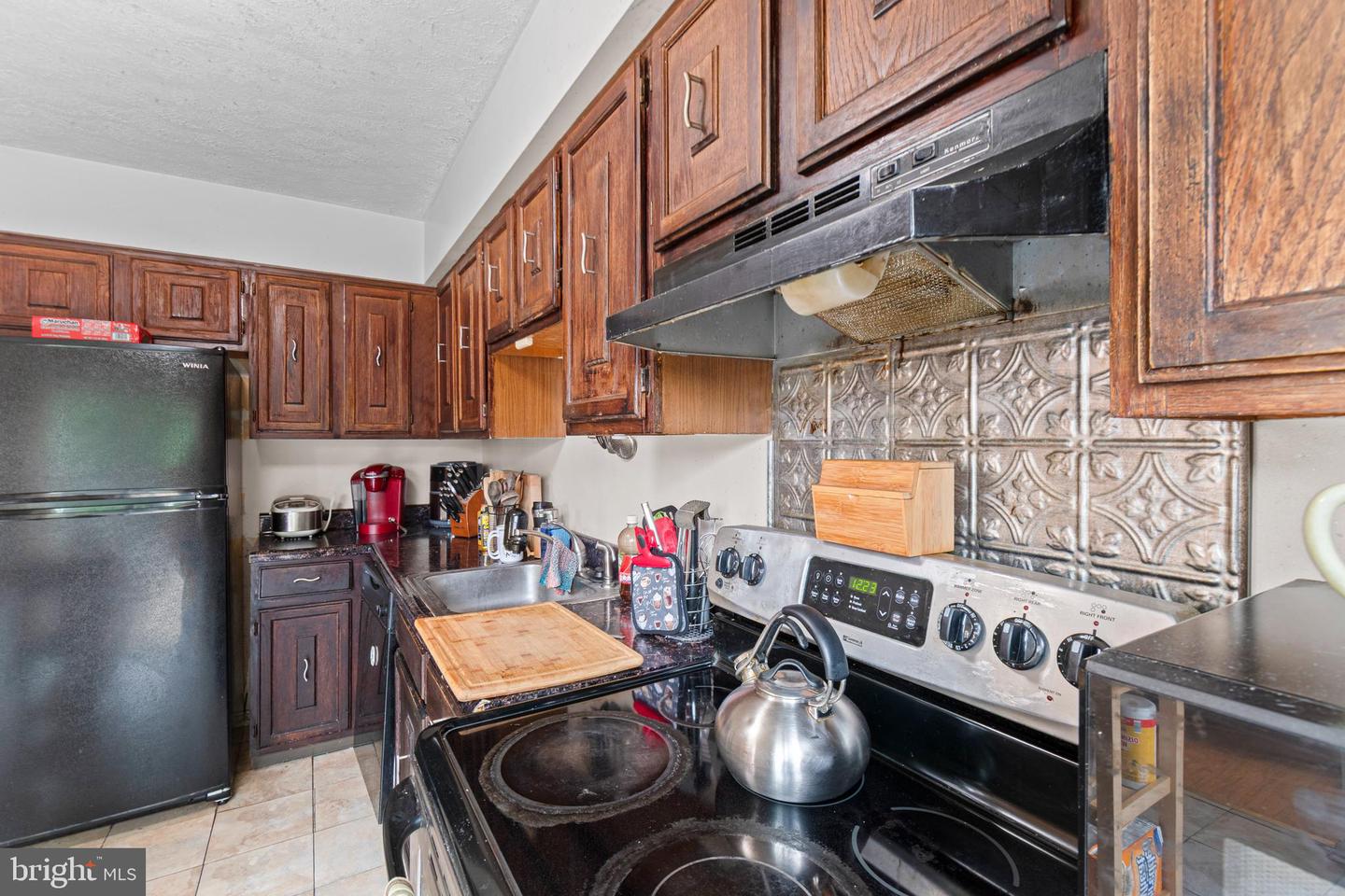 1238 Holmespun Dr Property Photo 12