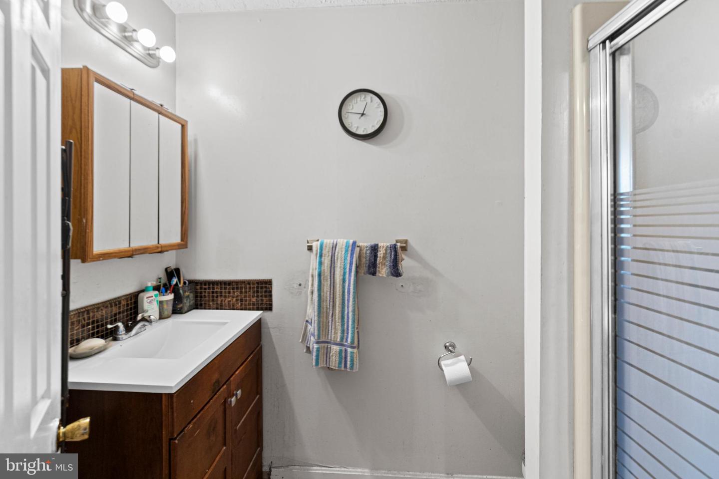 1238 Holmespun Dr Property Photo 20