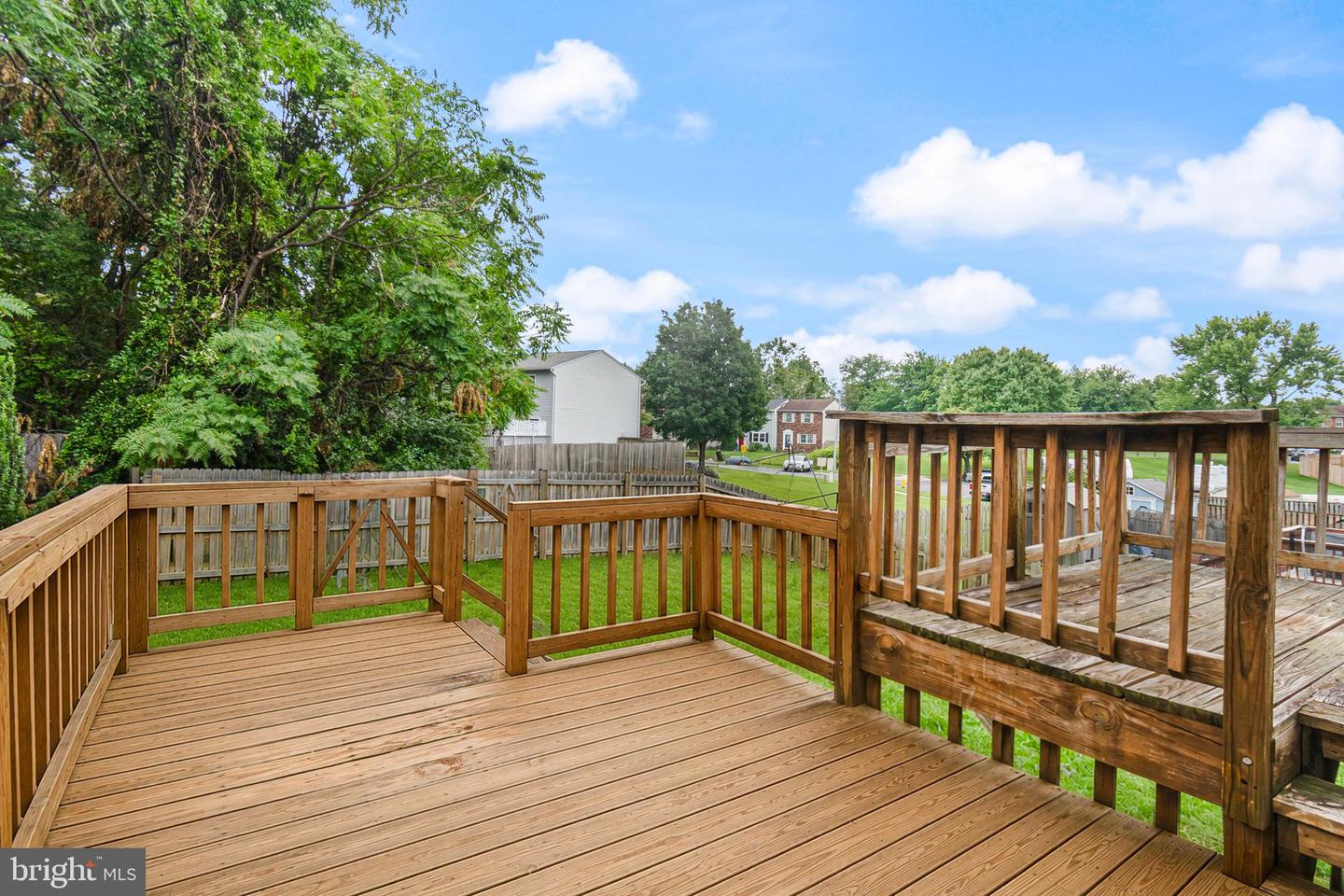 1238 Holmespun Dr Property Photo 30