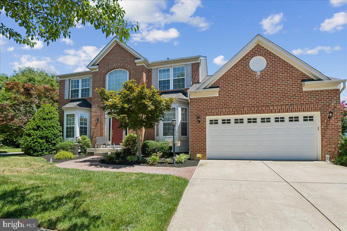 605 Lighthouse Landing Ln Property Photo 3