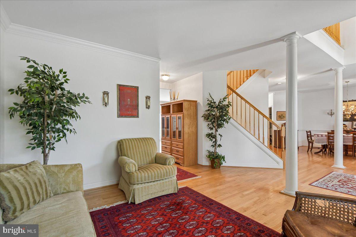 605 Lighthouse Landing Ln Property Photo 8