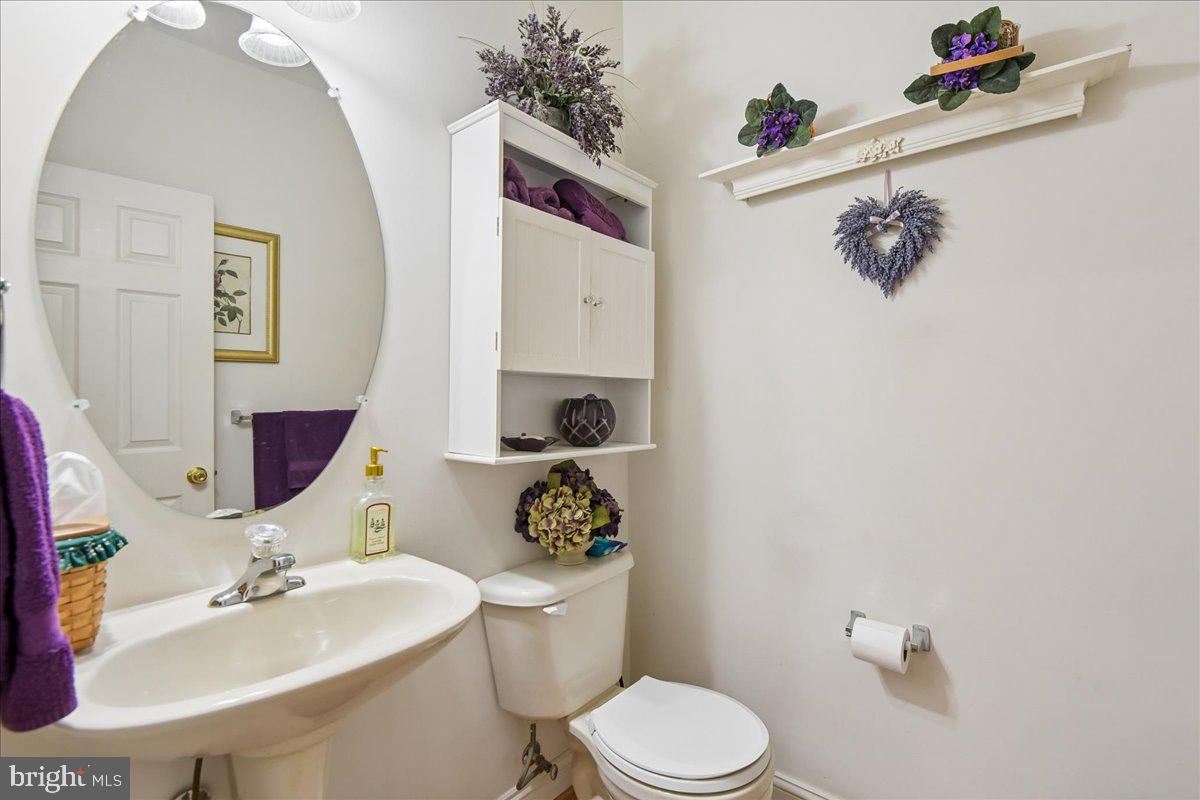 605 Lighthouse Landing Ln Property Photo 16