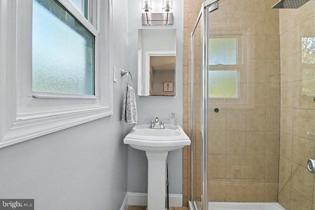 3198 Riva Rd Property Photo 14