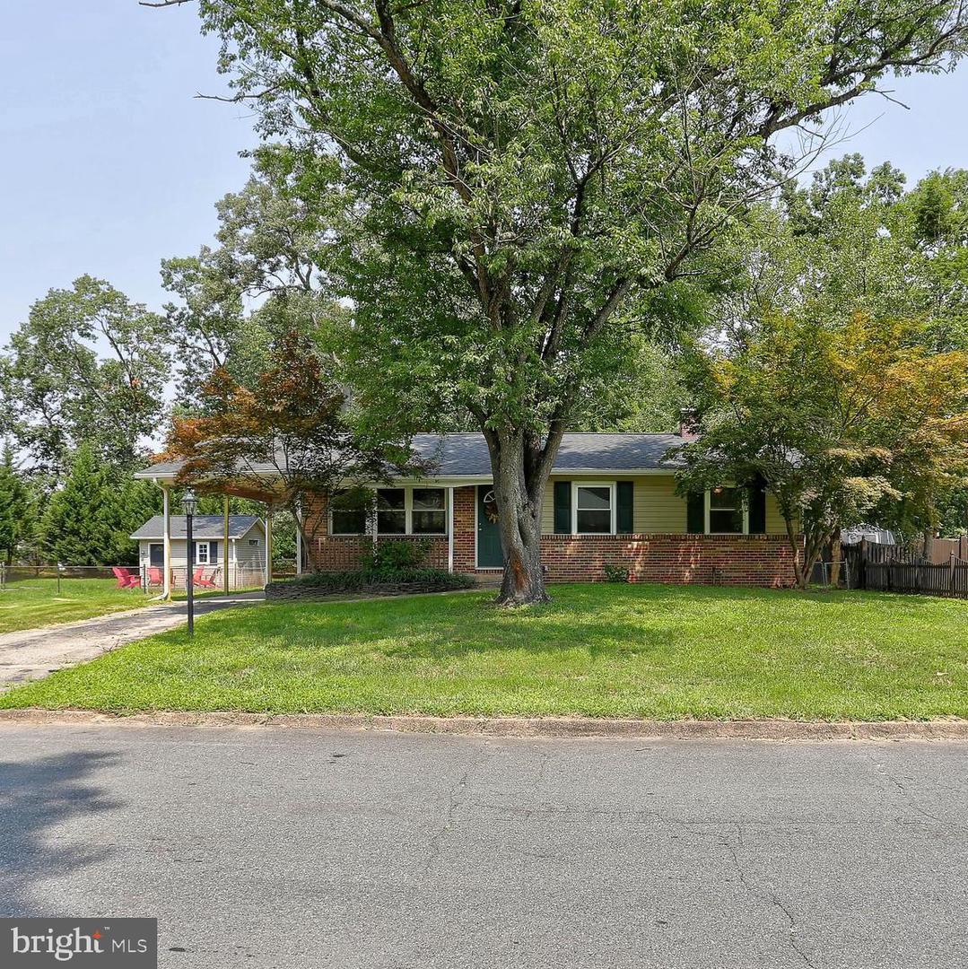 816 DANZA RD Property Photo 1